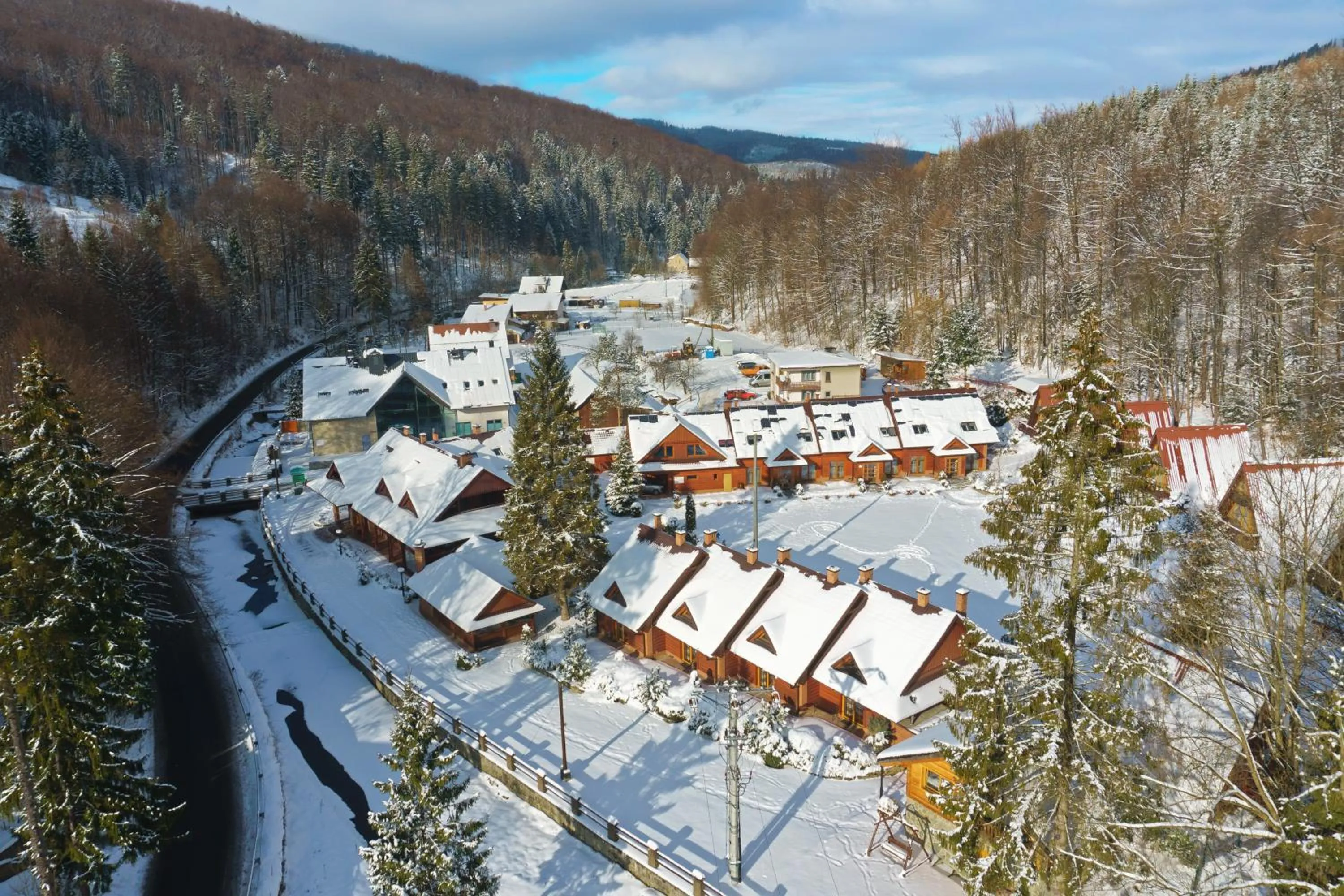 Property building in Dolina Leśnicy SKI & SPA Resort