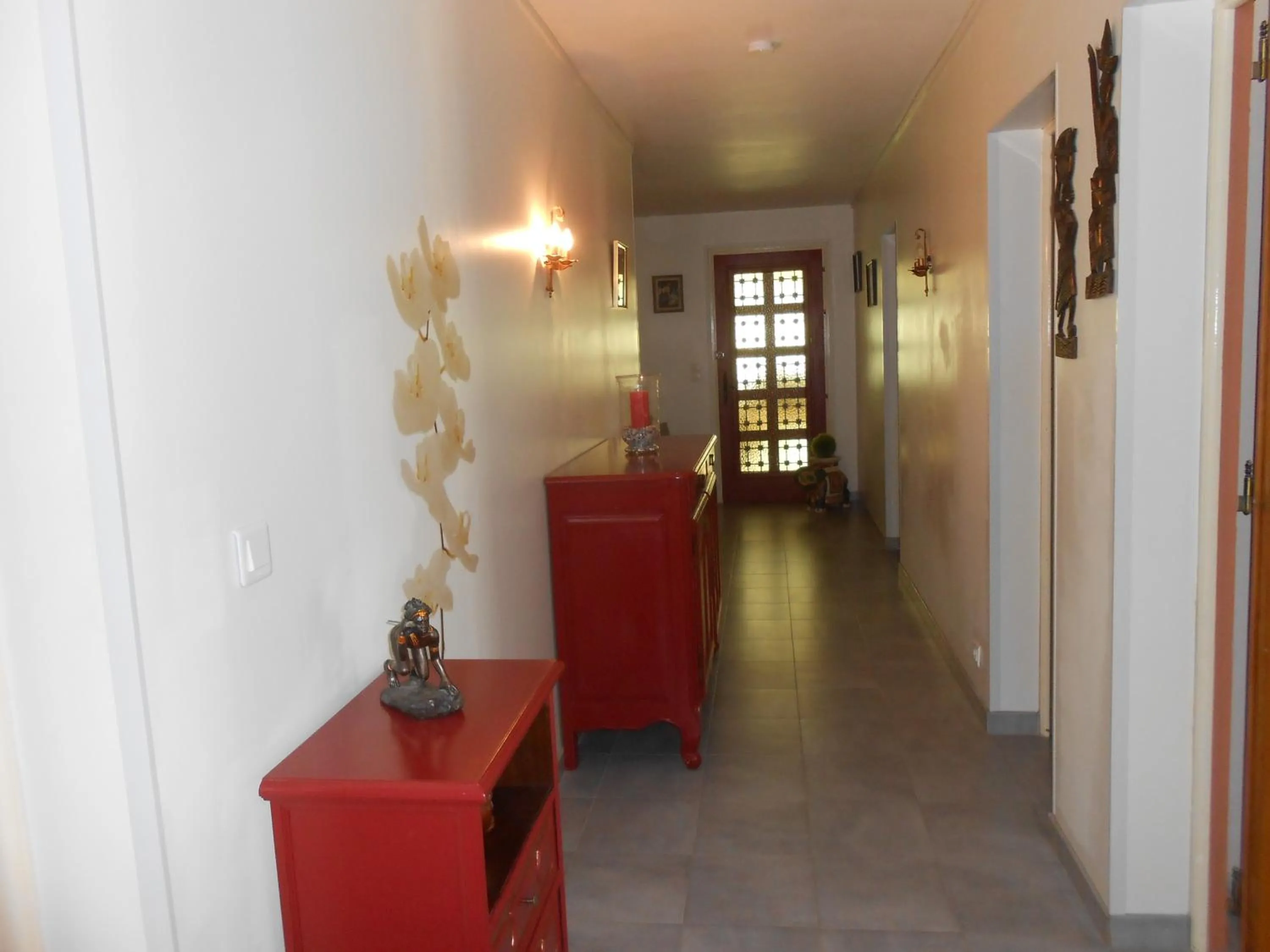 Property building in Maison Monica Exeptionnel-Jardin paysage ZEN
