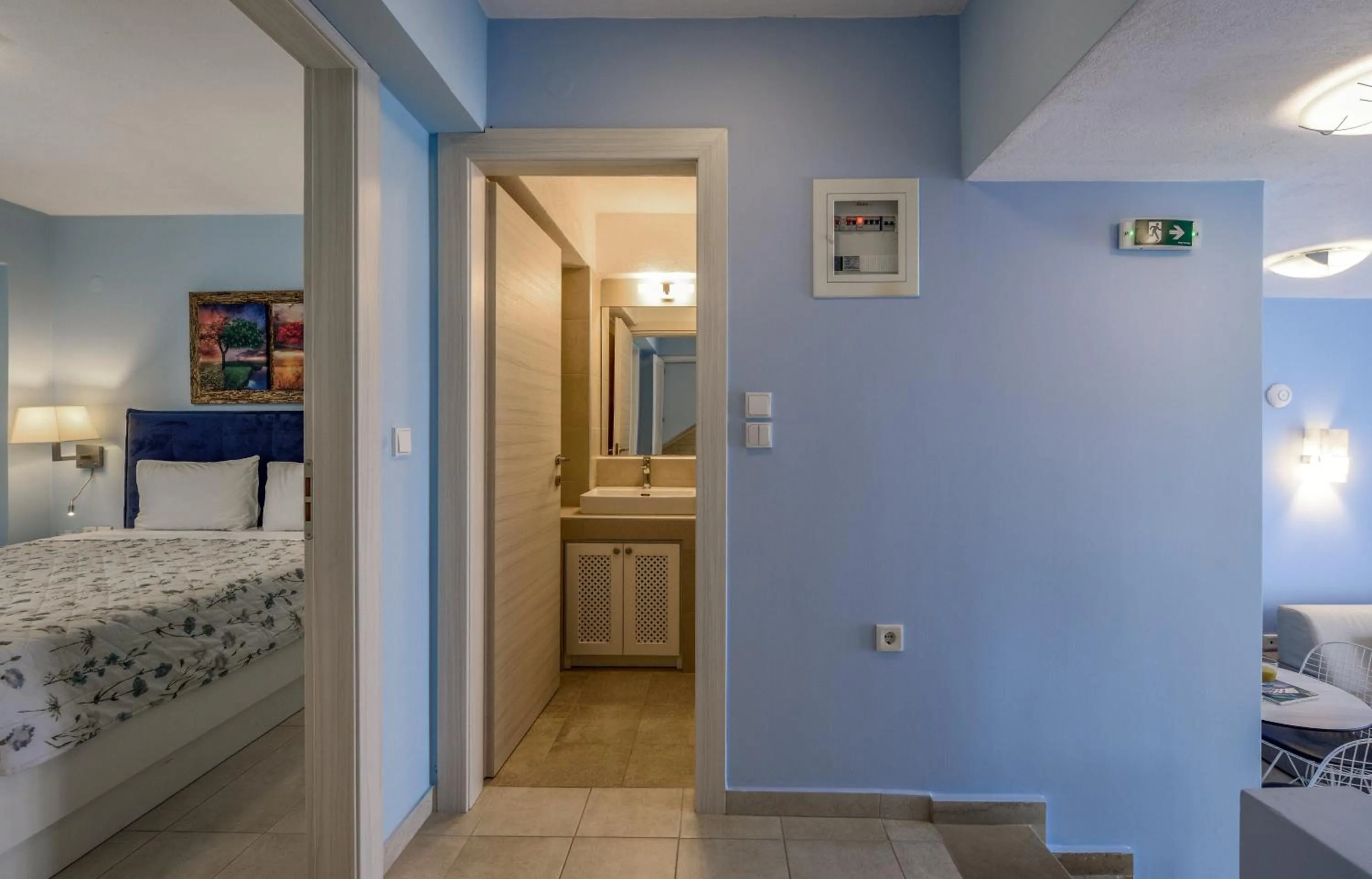 Bathroom, Bed in Elpiniki Luxury Apartments