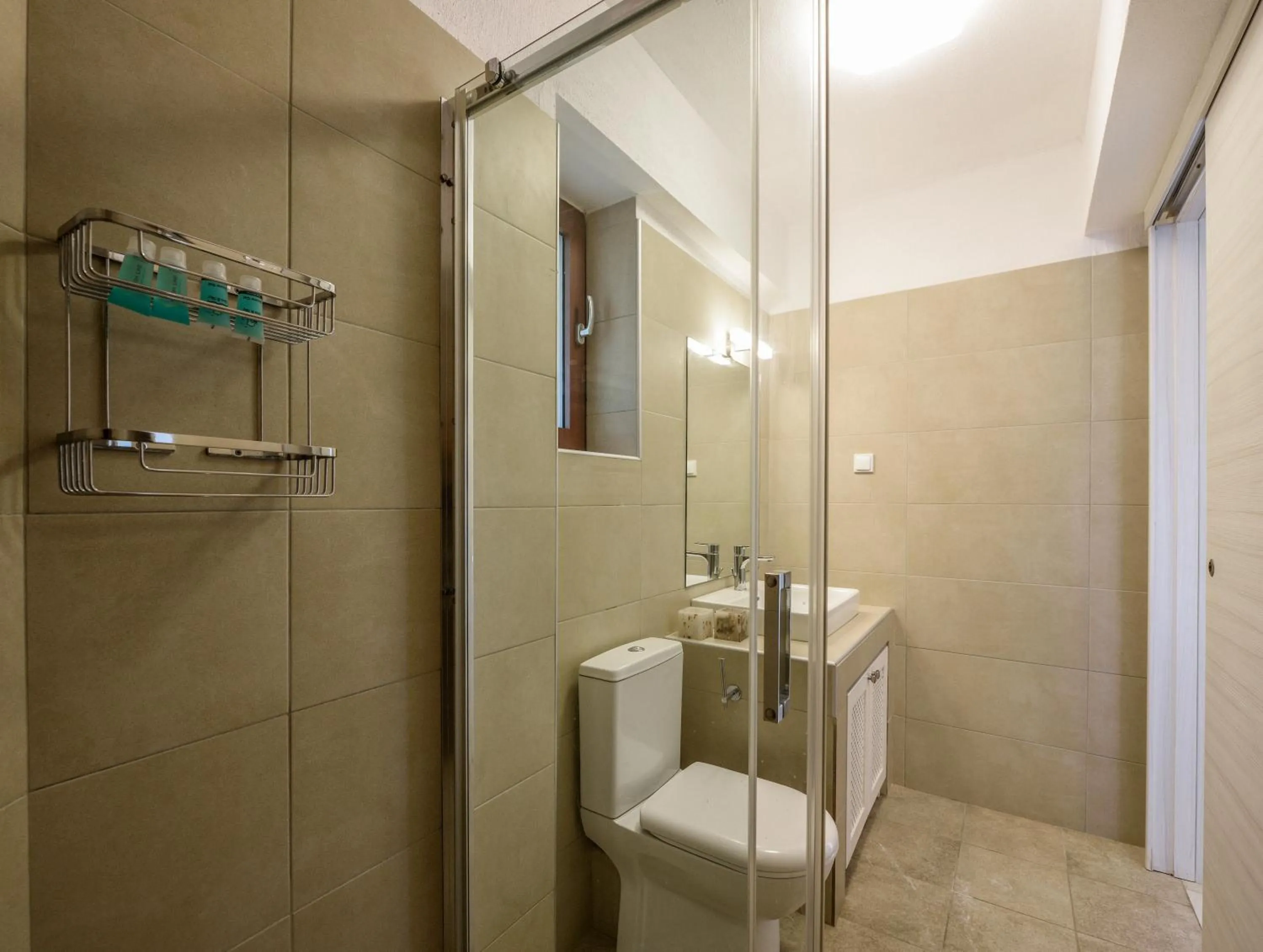 Shower in Elpiniki Luxury Apartments
