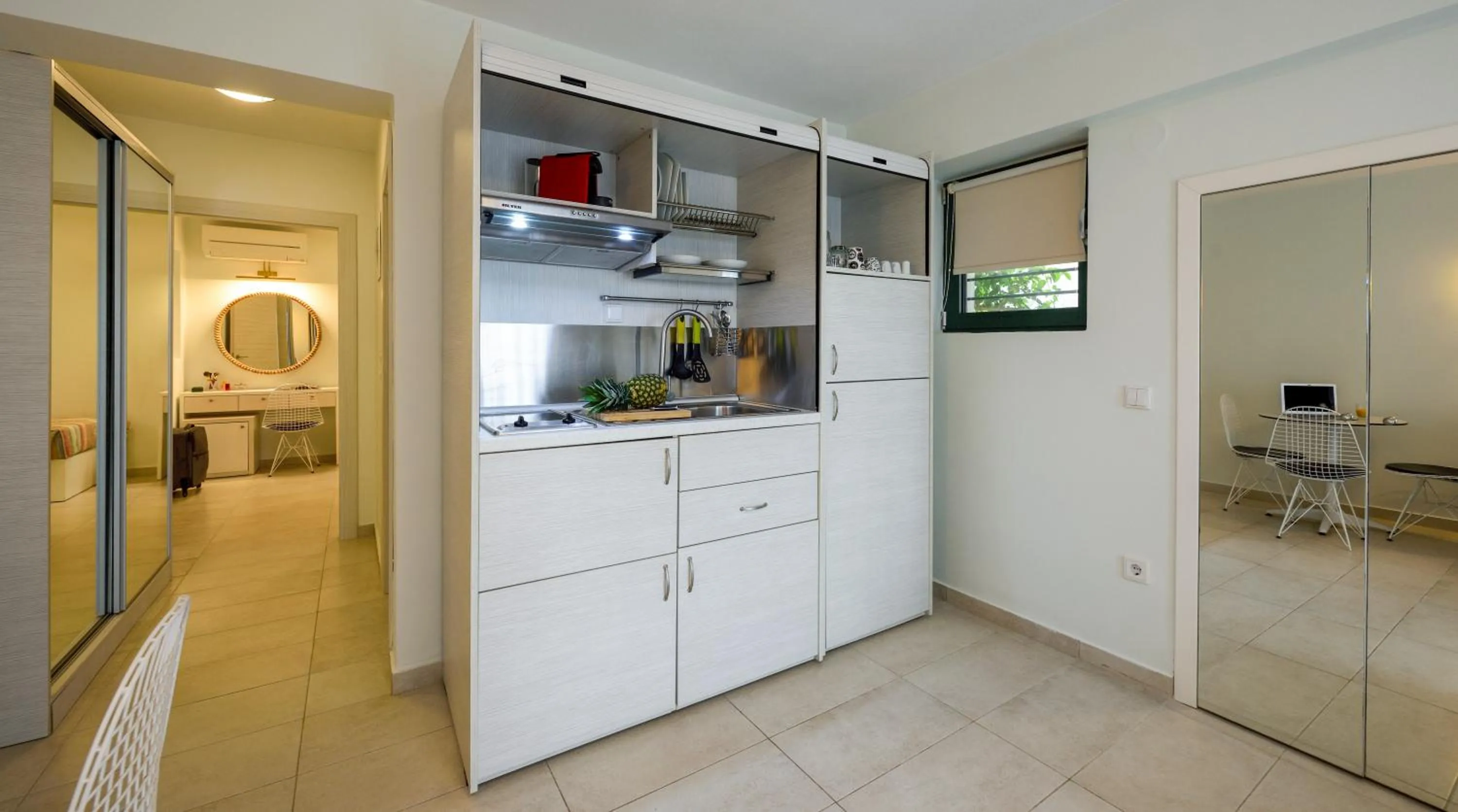 Kitchen or kitchenette in Elpiniki Luxury Apartments