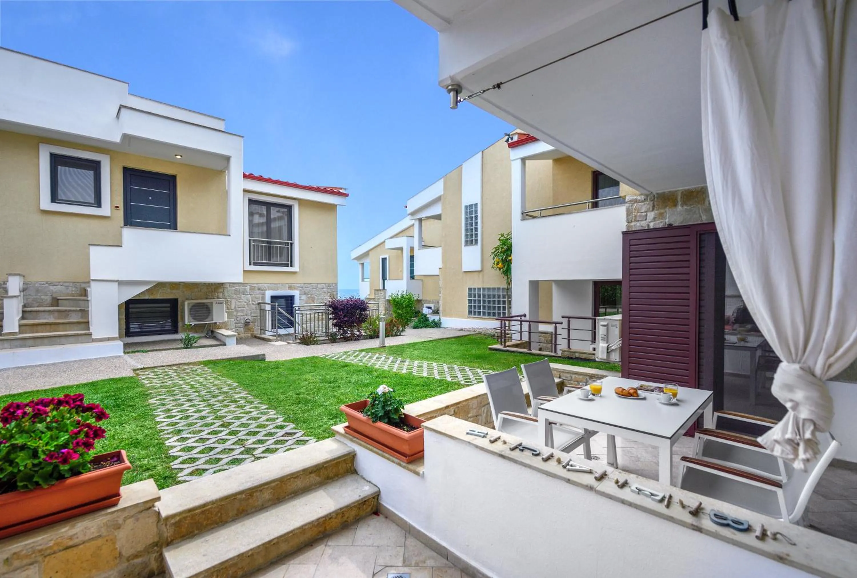 Elpiniki Luxury Apartments