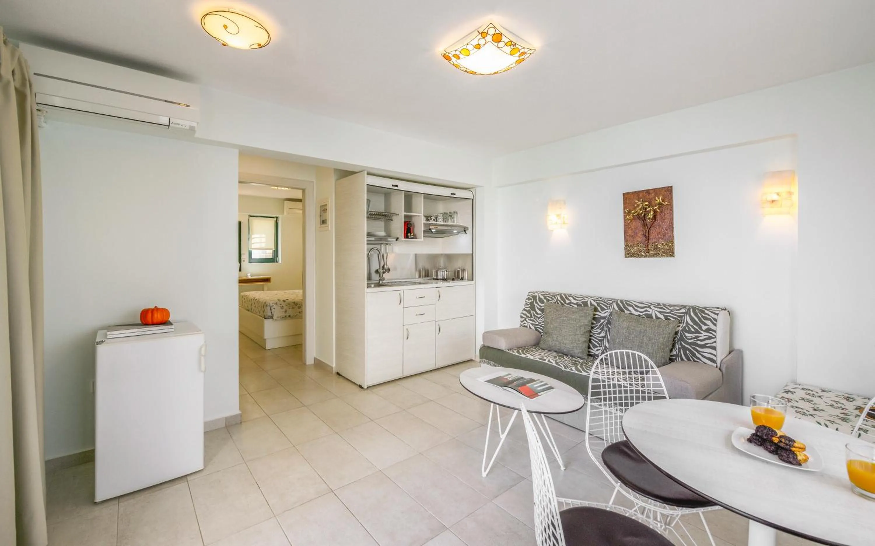 Kitchen or kitchenette in Elpiniki Luxury Apartments