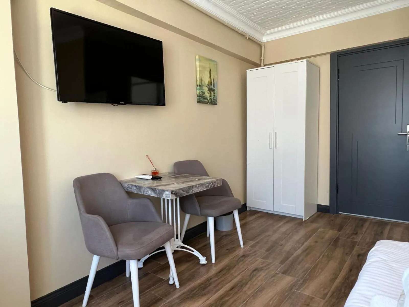 Photo of the whole room in Sultanahmet inn Hotel