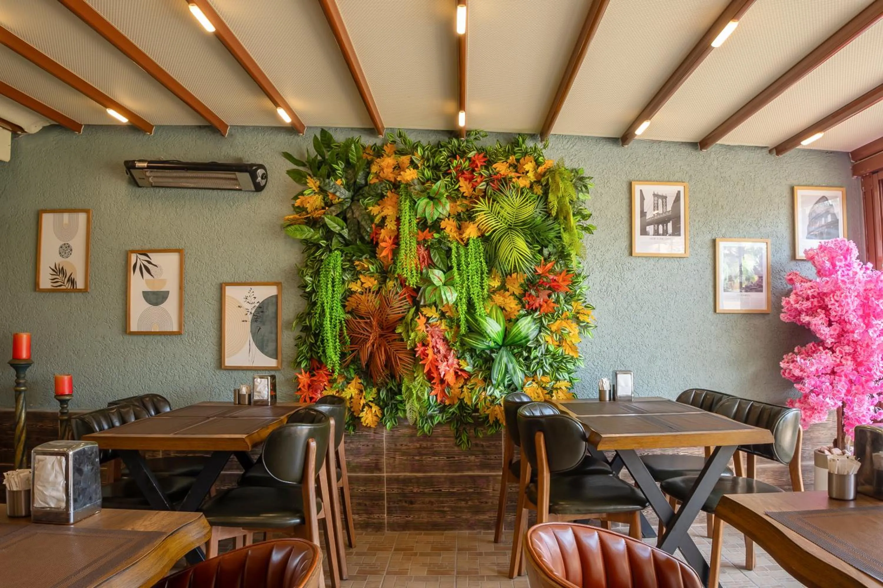 Restaurant/places to eat in Sultanahmet inn Hotel