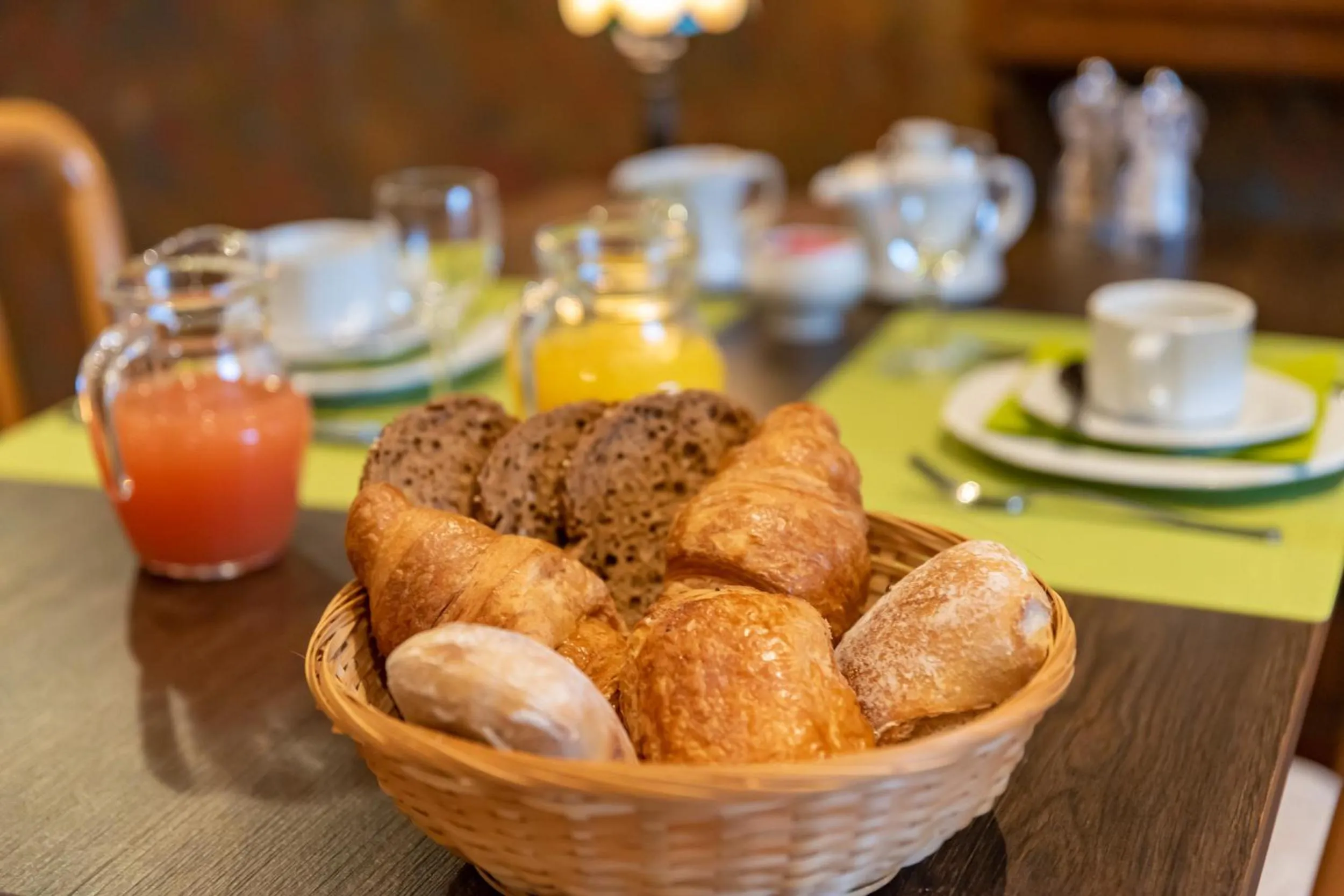 Breakfast in Hôtel Le Cor de Chasse