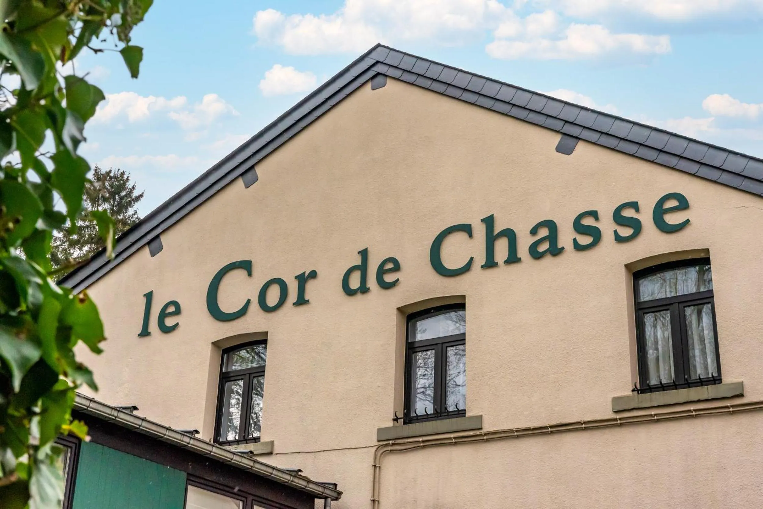Property building in Hôtel Le Cor de Chasse