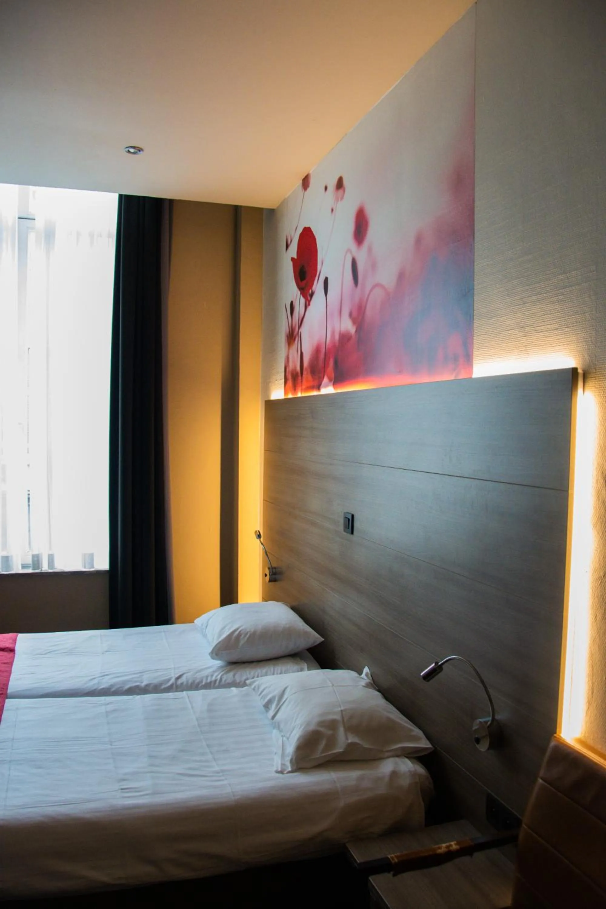 Bed in Hotel Industrie