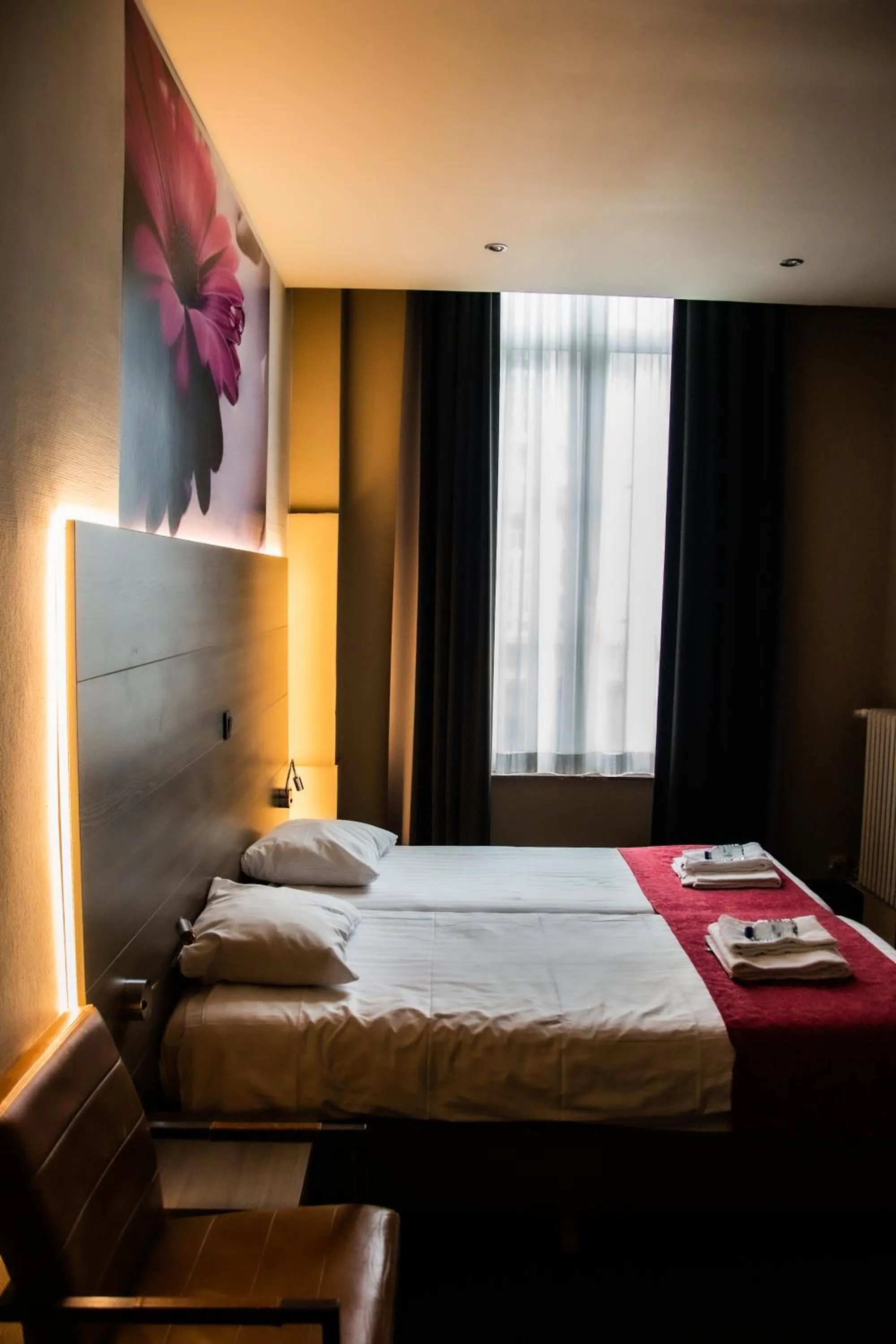 Bedroom, Bed in Hotel Industrie