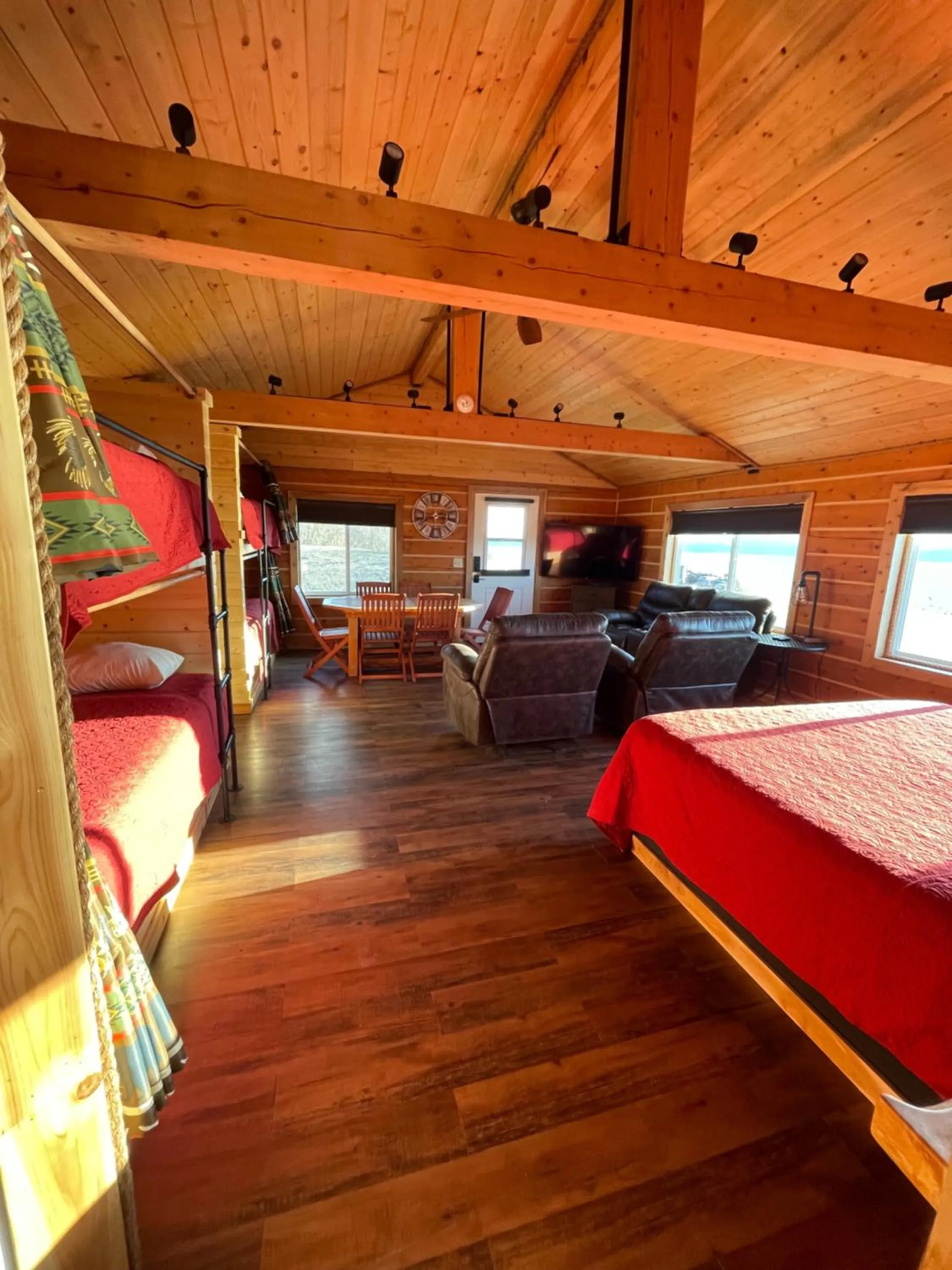 Bed in Alaskan Suites