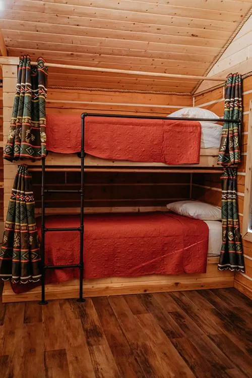 Bed in Alaskan Suites