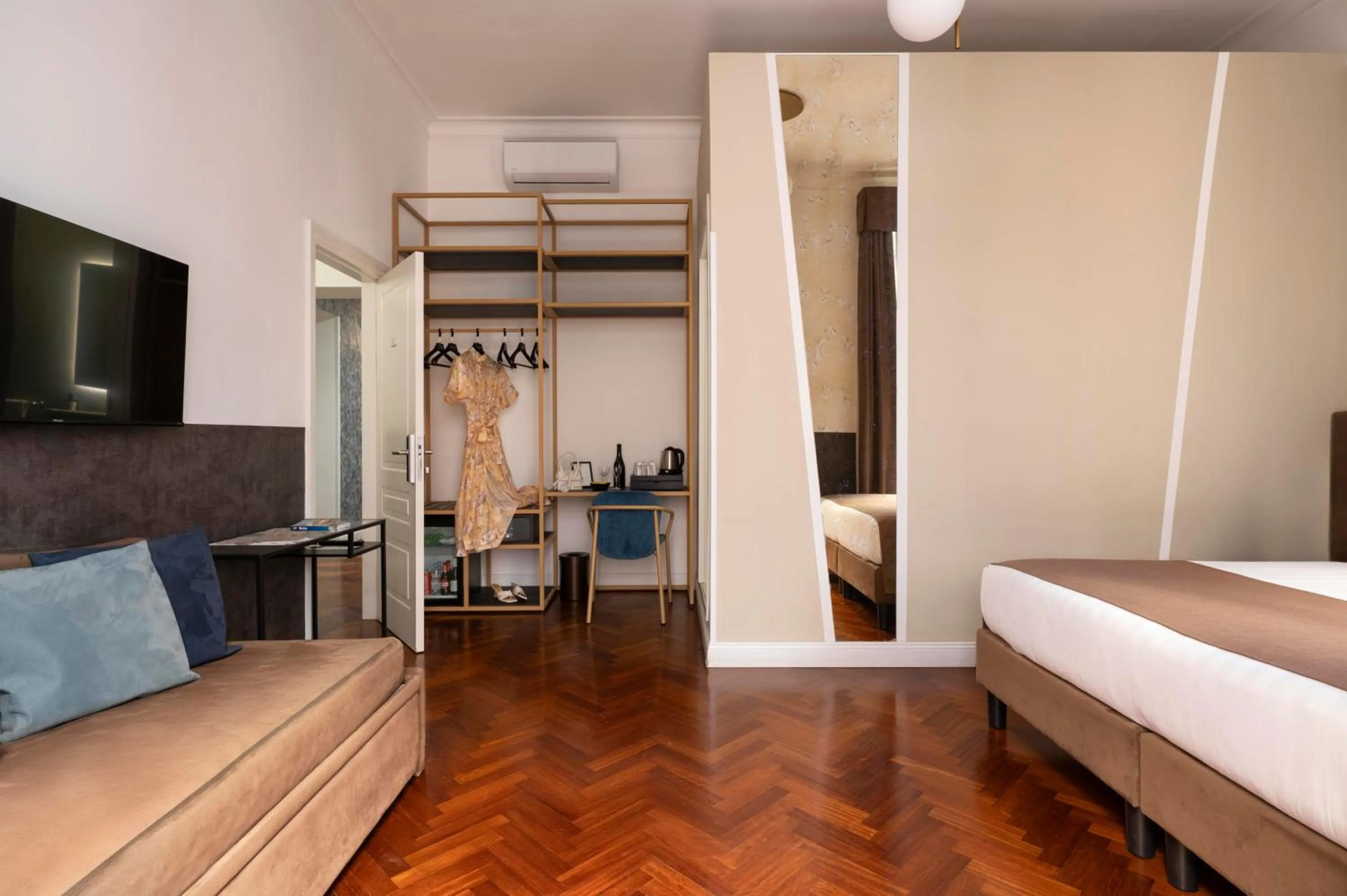 Bed in Vittoriano Suite