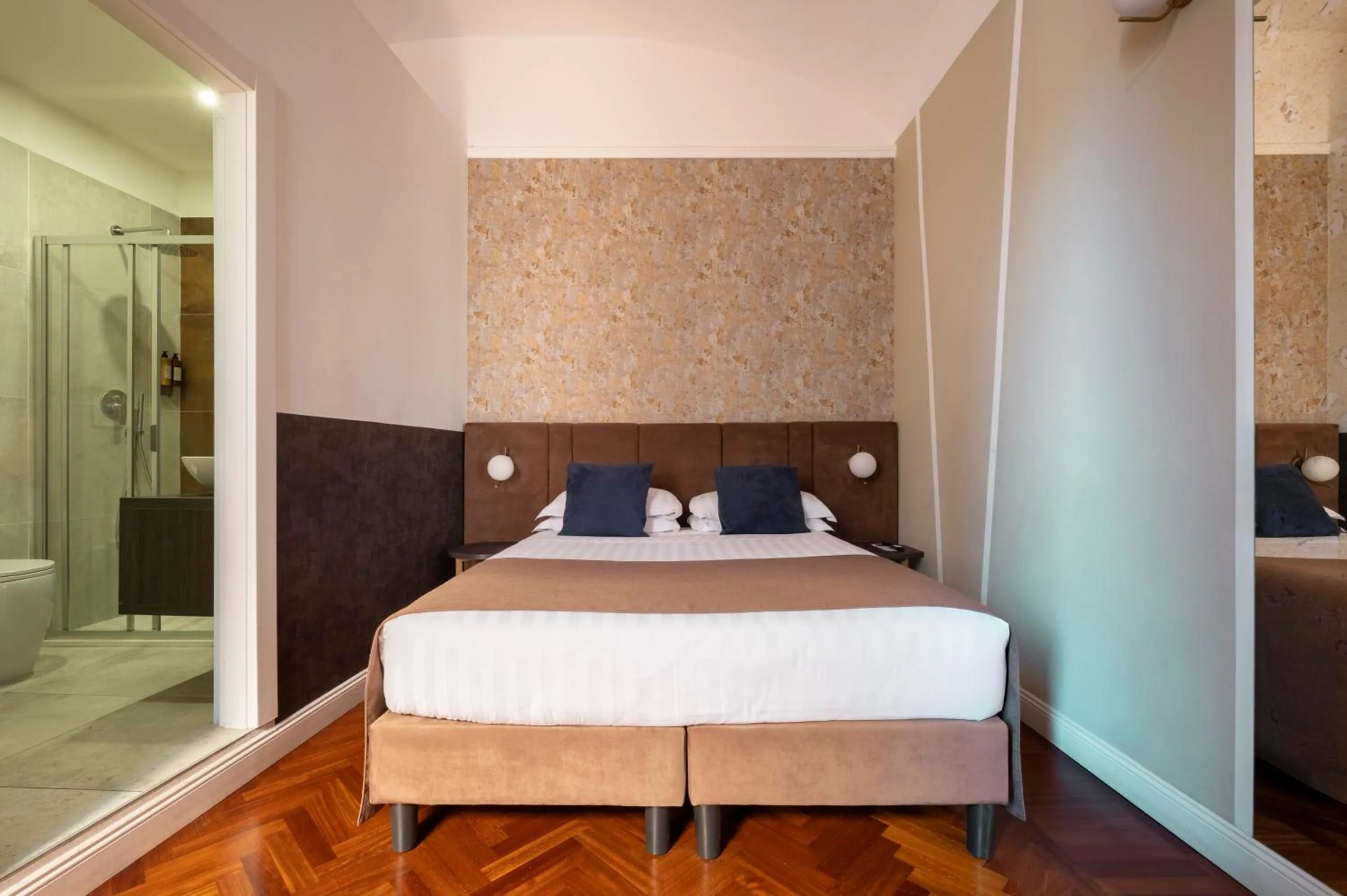 Bed in Vittoriano Suite