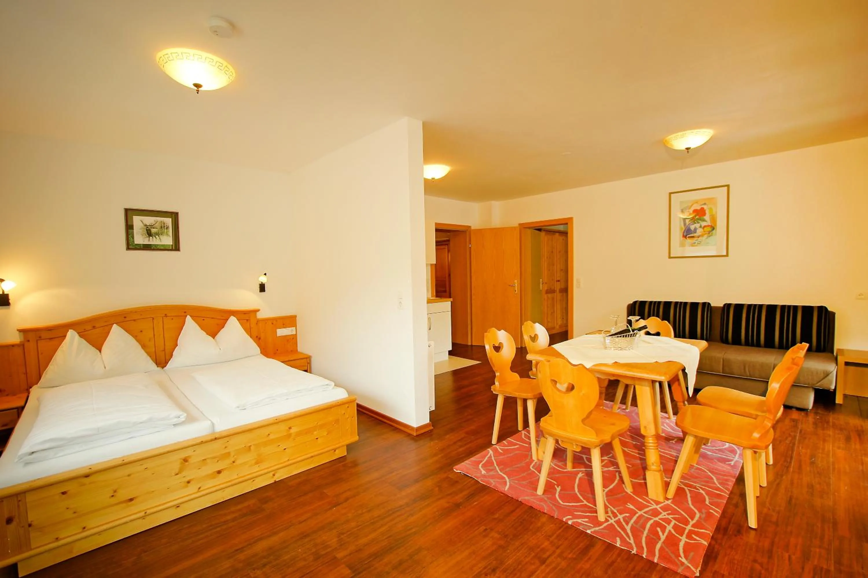 Living room, Bed in Haus Hubertus