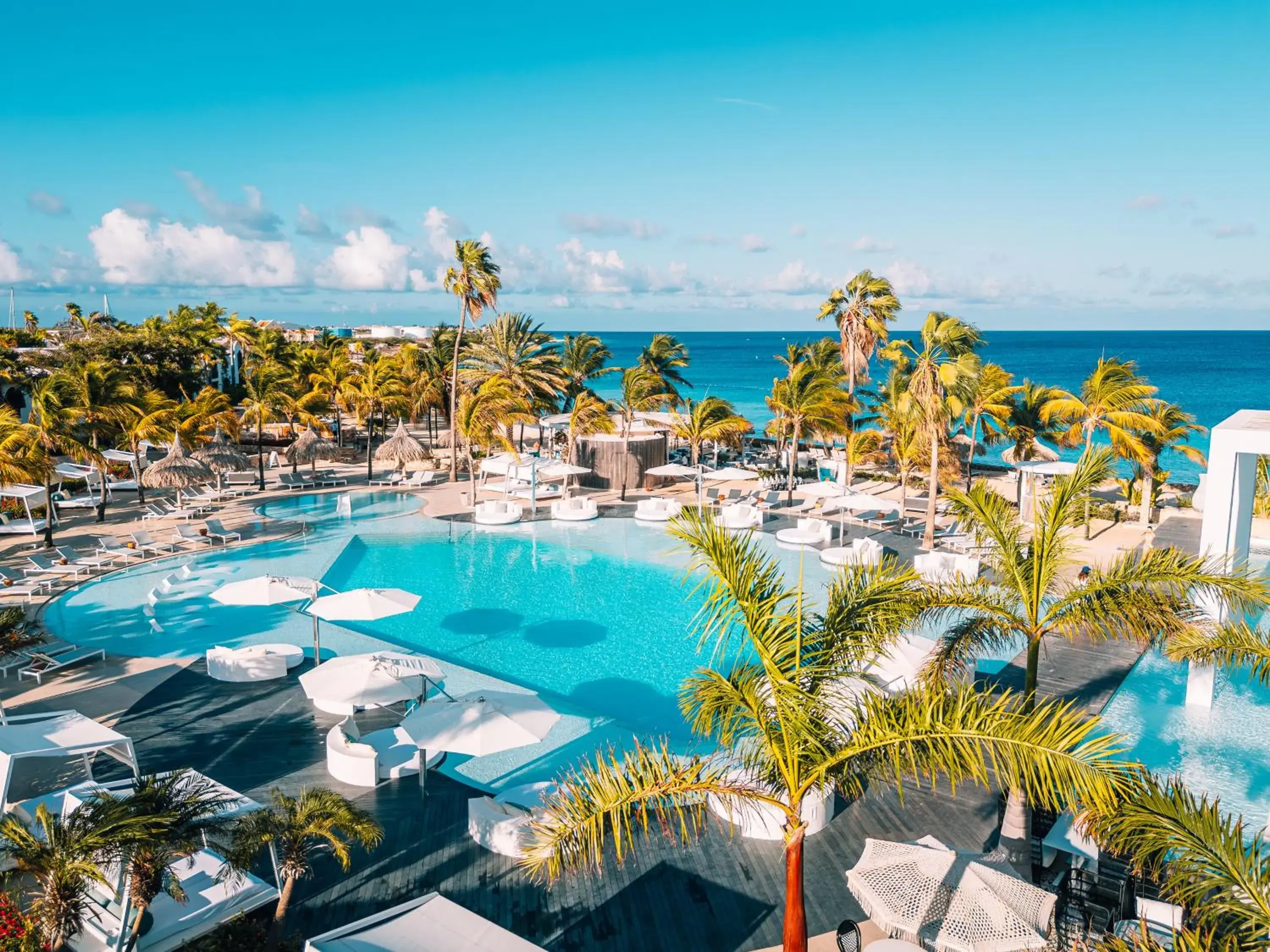 Swimming pool in Van der Valk Plaza Beach & Dive Resort Bonaire - ALL INCLUSIVE Swimming pool in Van der Valk Plaza Beach & Dive Resort Bonaire - ALL INCLUSIVE