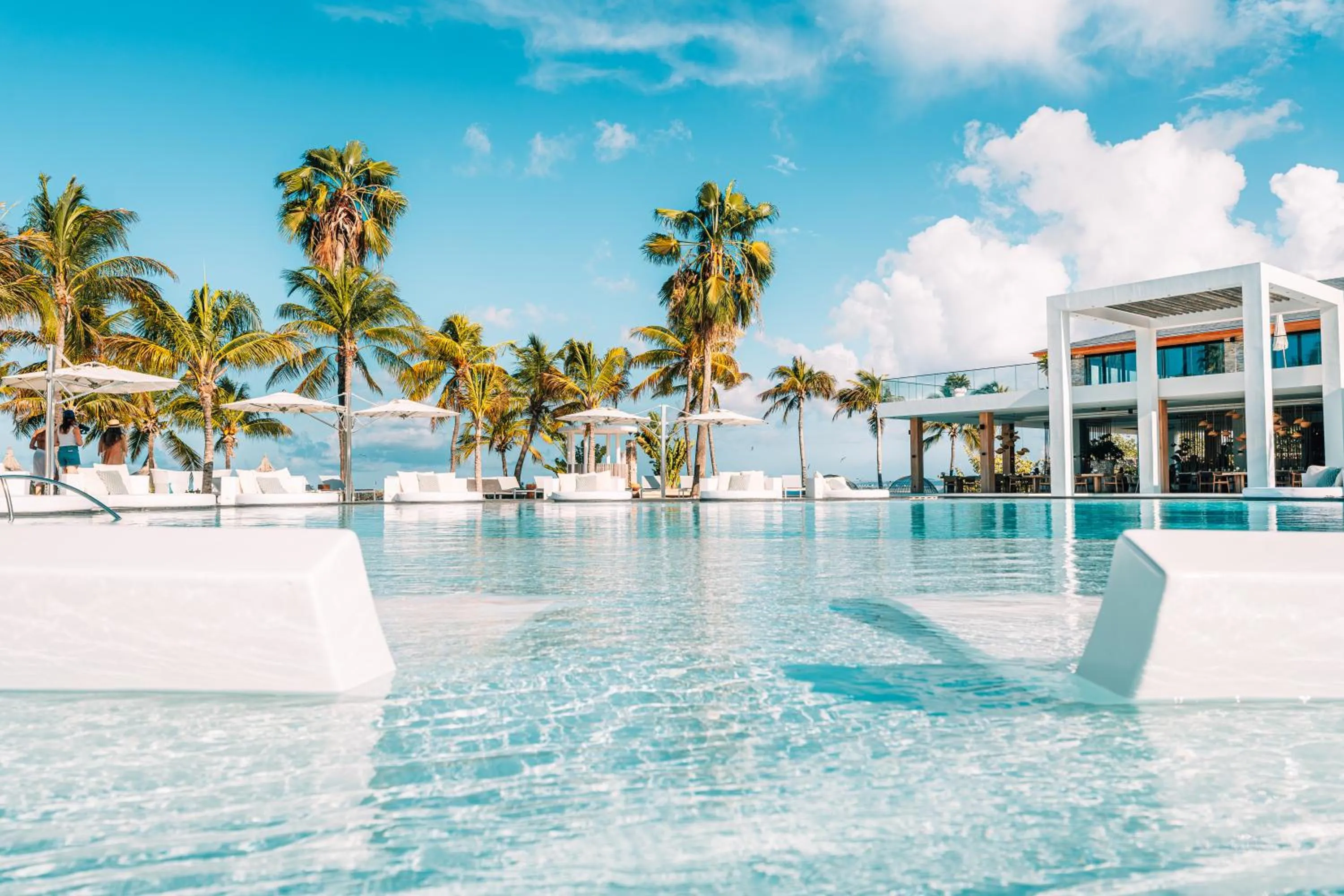 Swimming pool in Van der Valk Plaza Beach & Dive Resort Bonaire - ALL INCLUSIVE