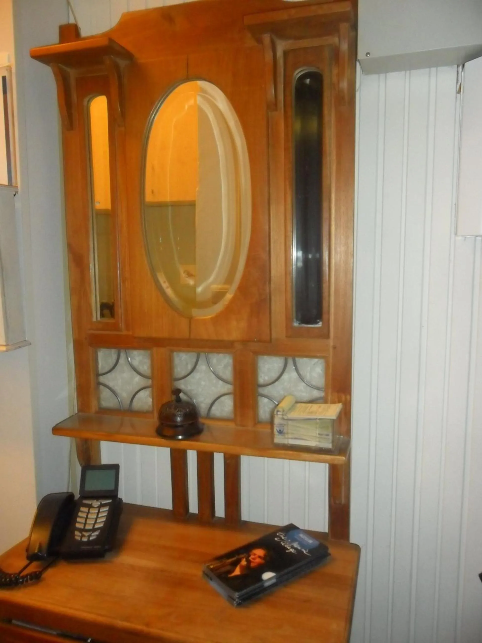 Decorative detail in Hotel La Vieille Lanterne