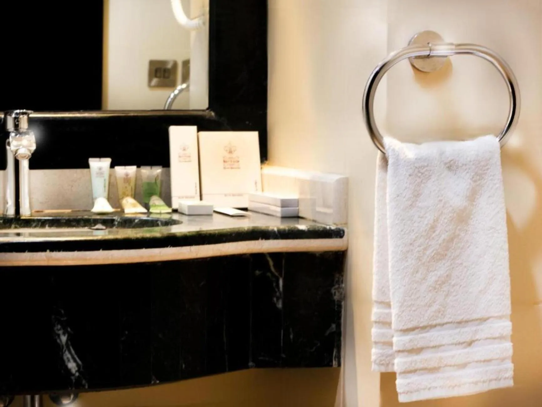 Ewan Dar Alhejra Hotel