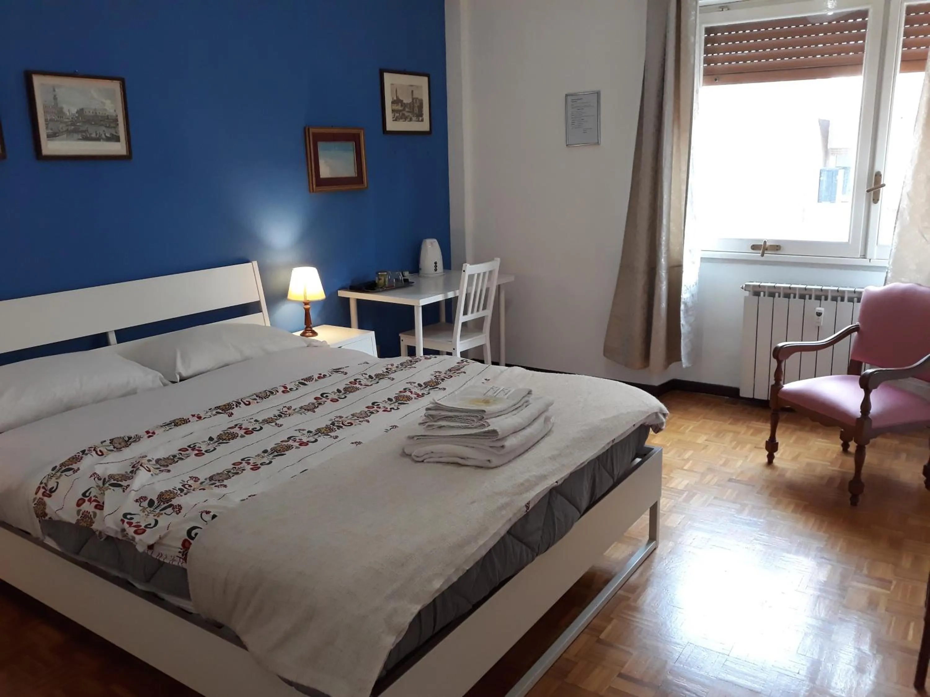 Photo of the whole room in My Sweet Rooms