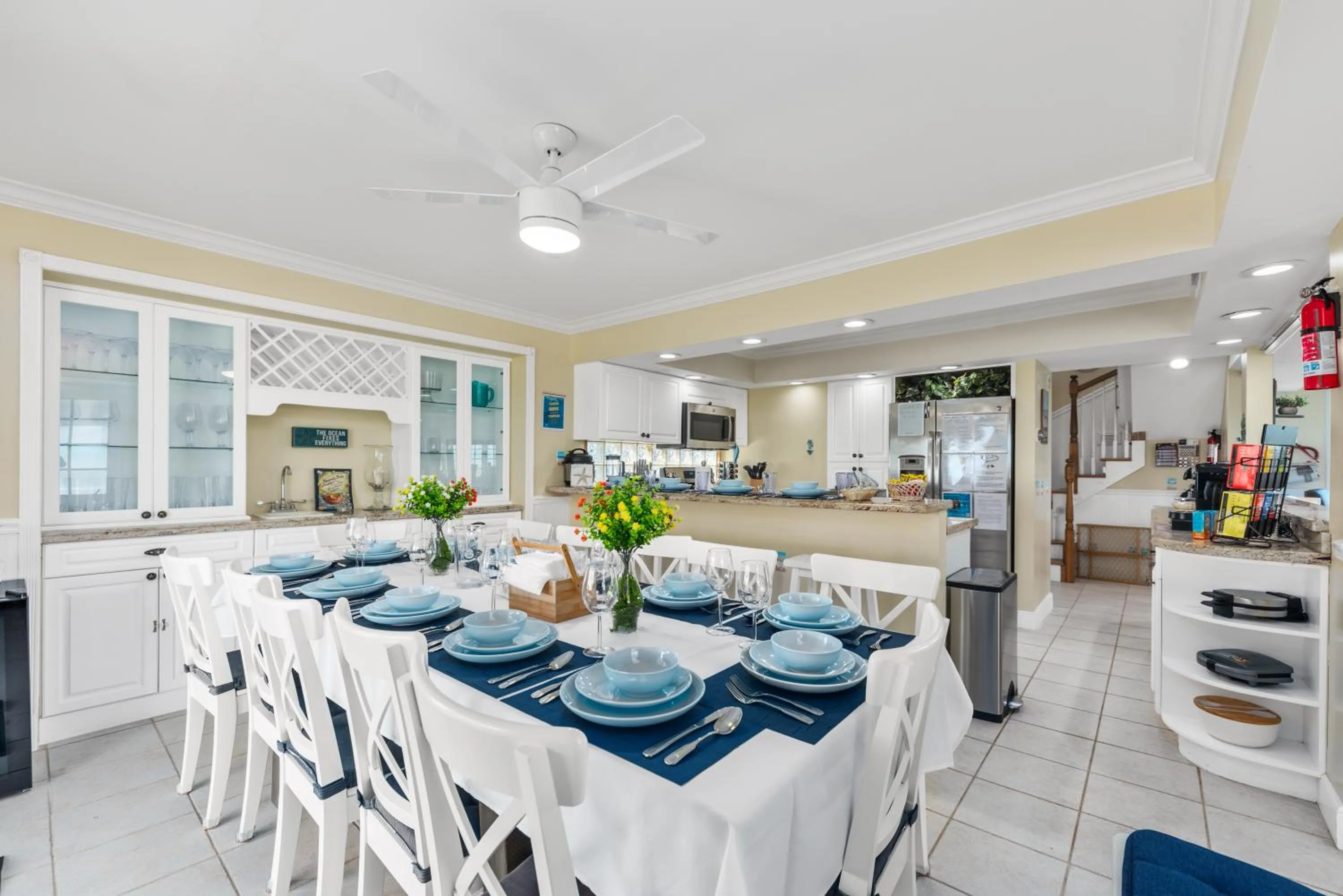 Dining area in As Good as it Gets