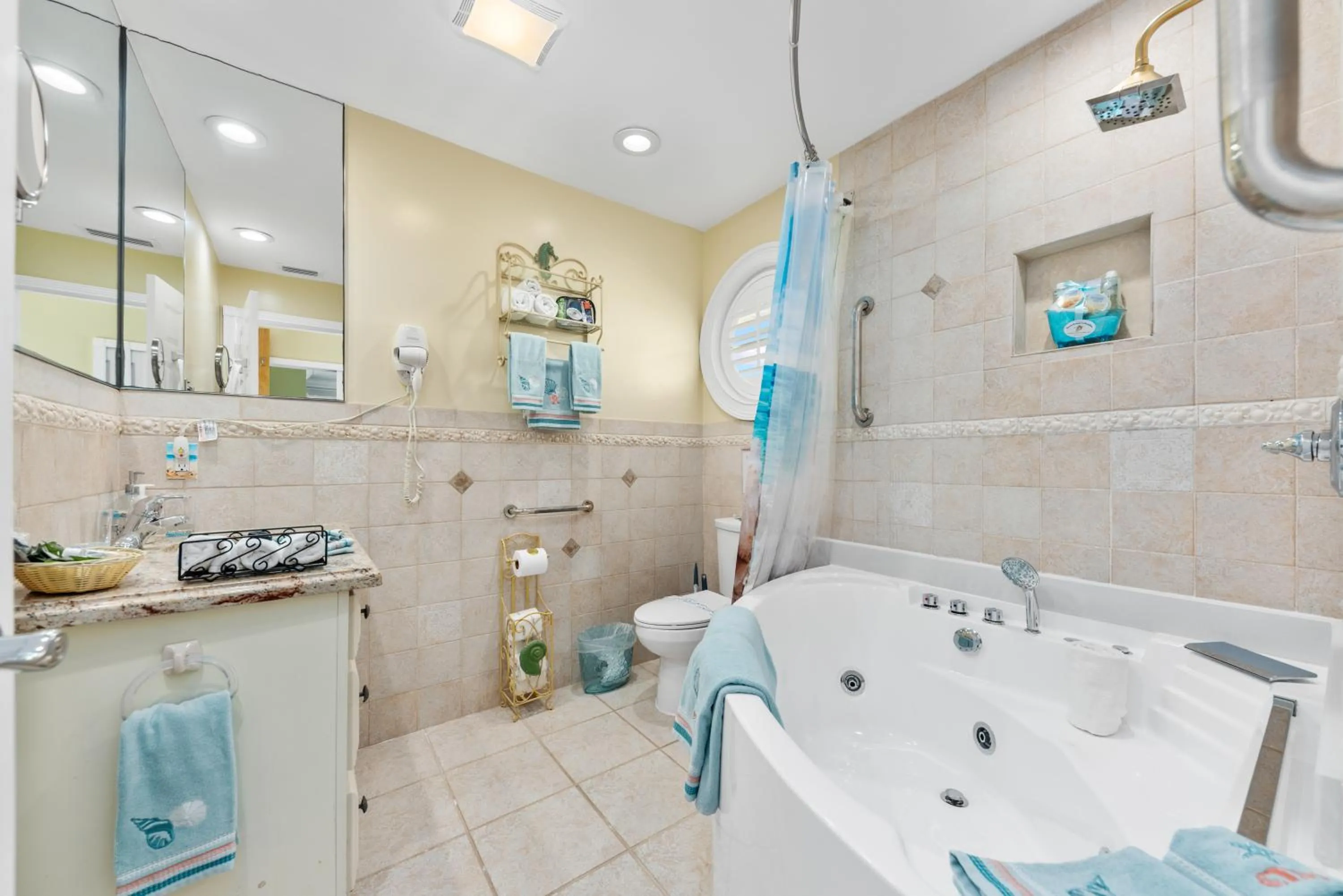Shower in As Good as it Gets