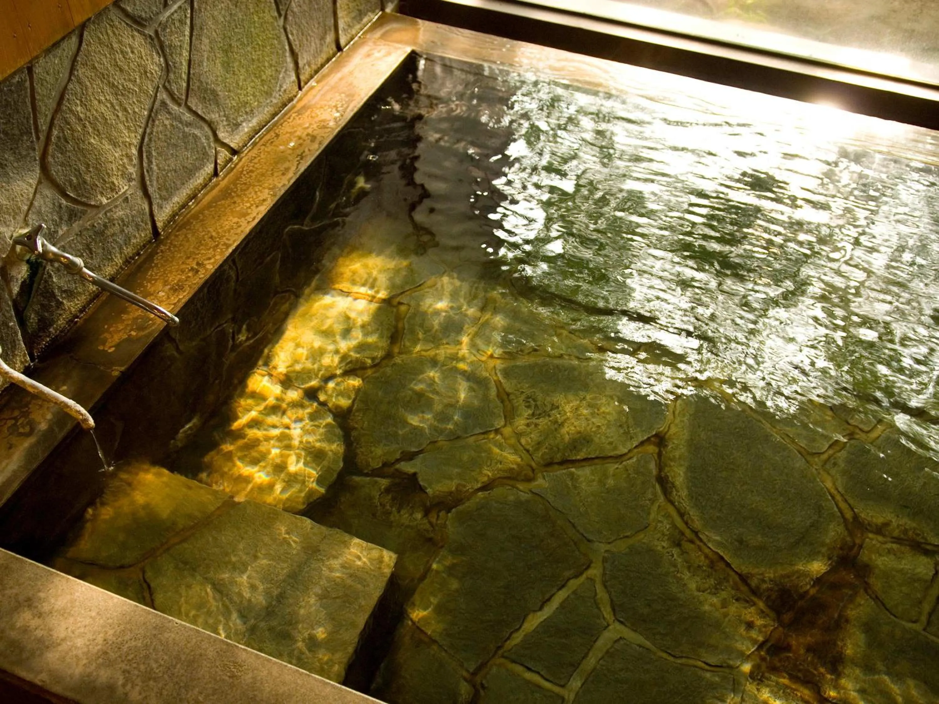 Public Bath in Yufuin Onsen Auberge Kunugiya
