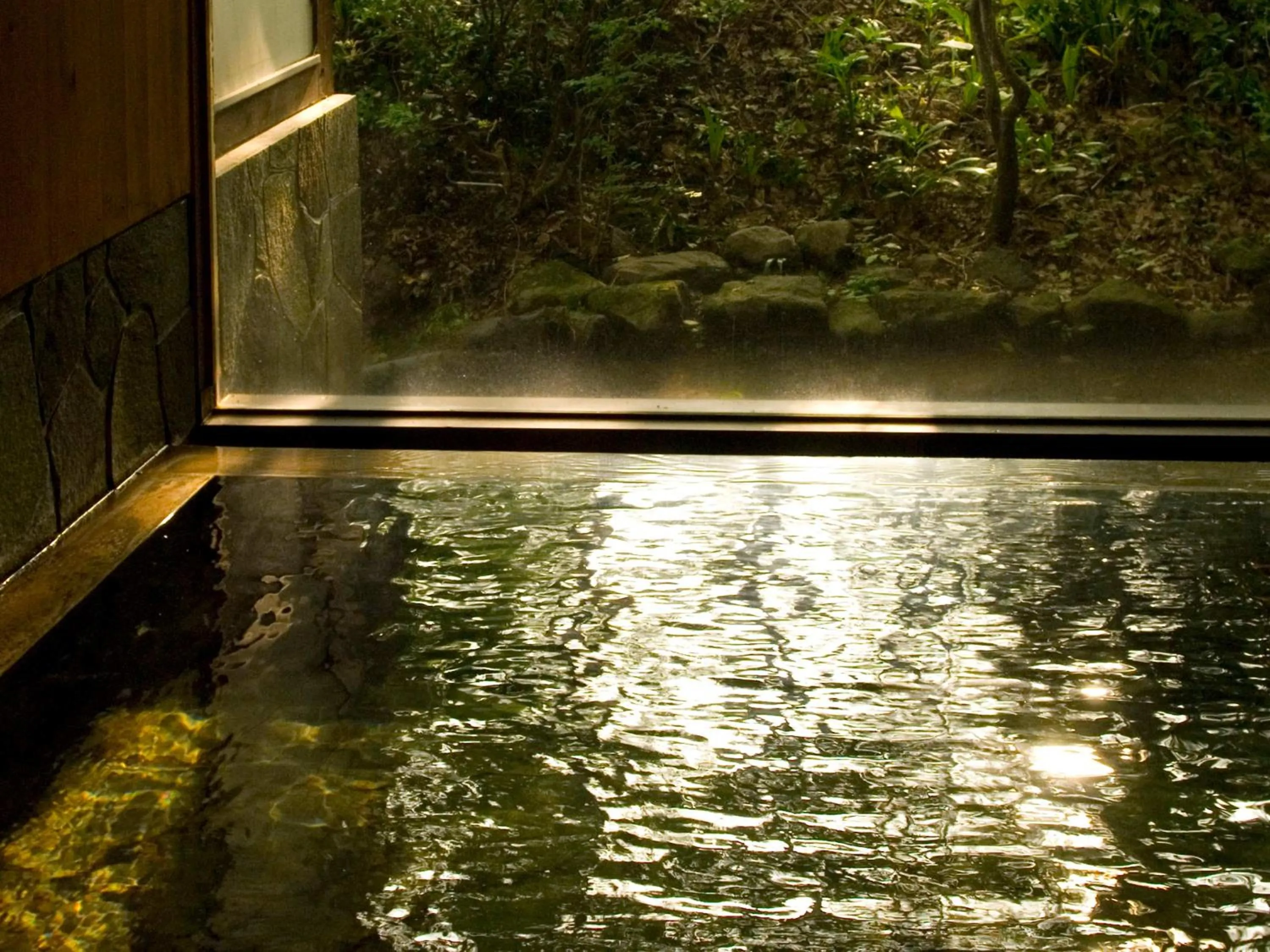 Public Bath in Yufuin Onsen Auberge Kunugiya