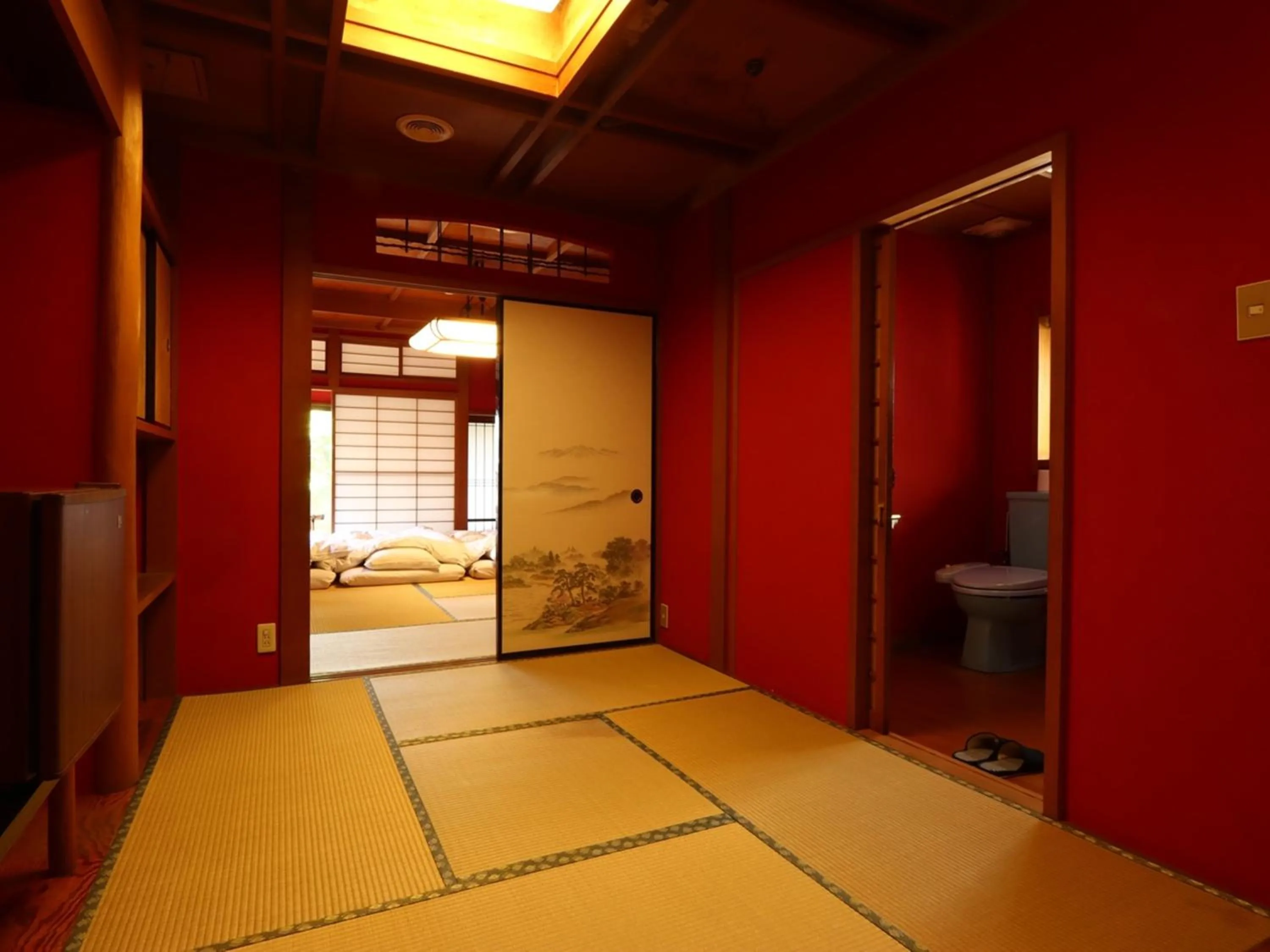 Photo of the whole room in Ryokan Karasawa