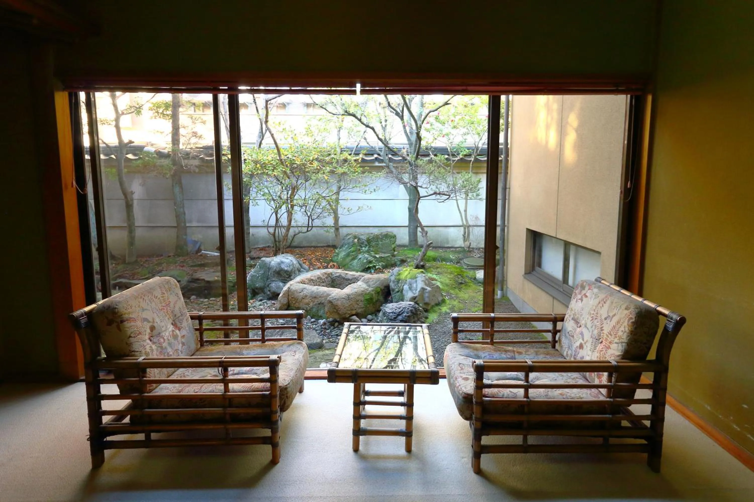 Garden in Ryokan Karasawa