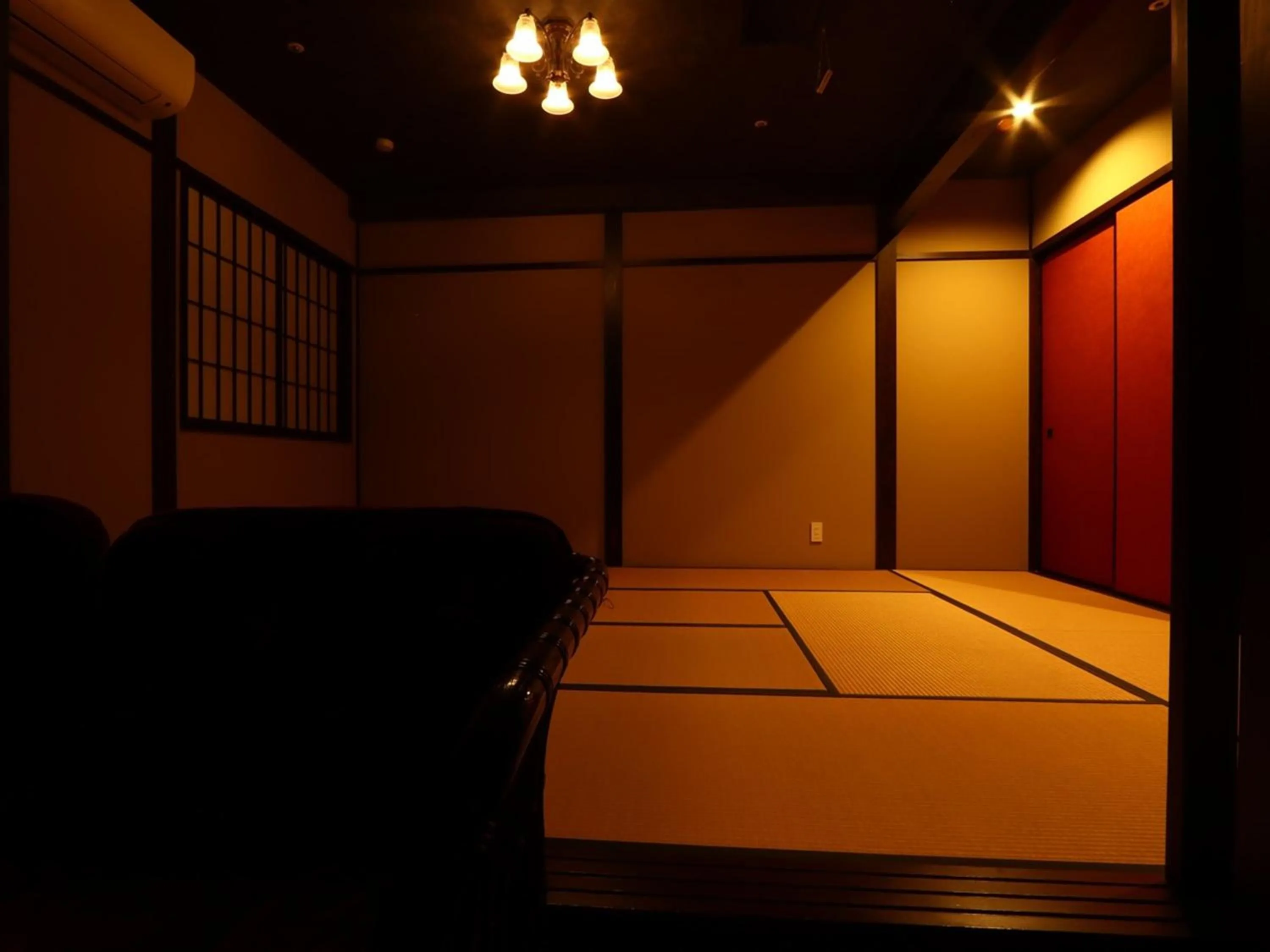 Photo of the whole room in Ryokan Karasawa