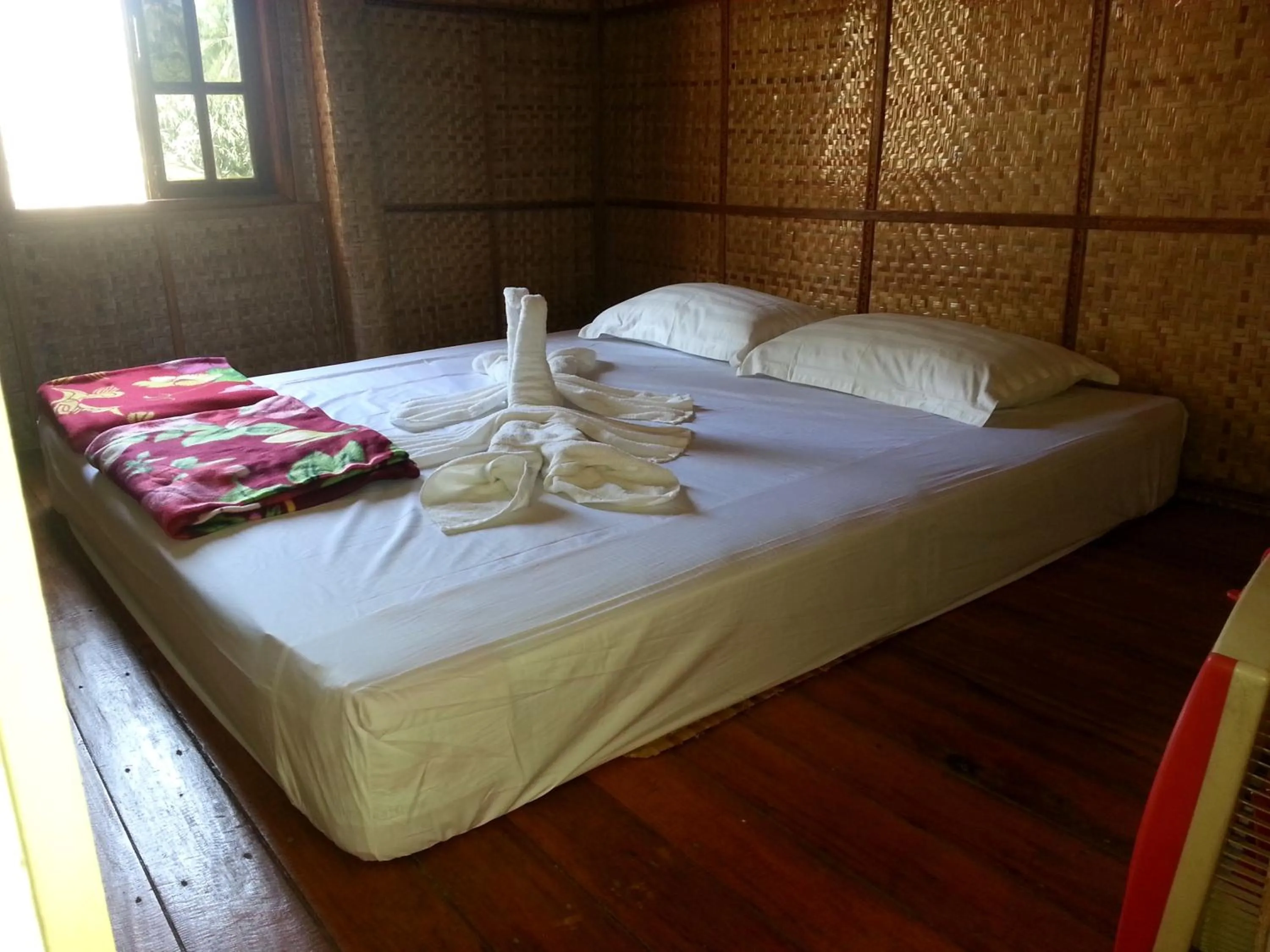 Bedroom, Bed in Soe Ko Ko Beach House & Restaurant