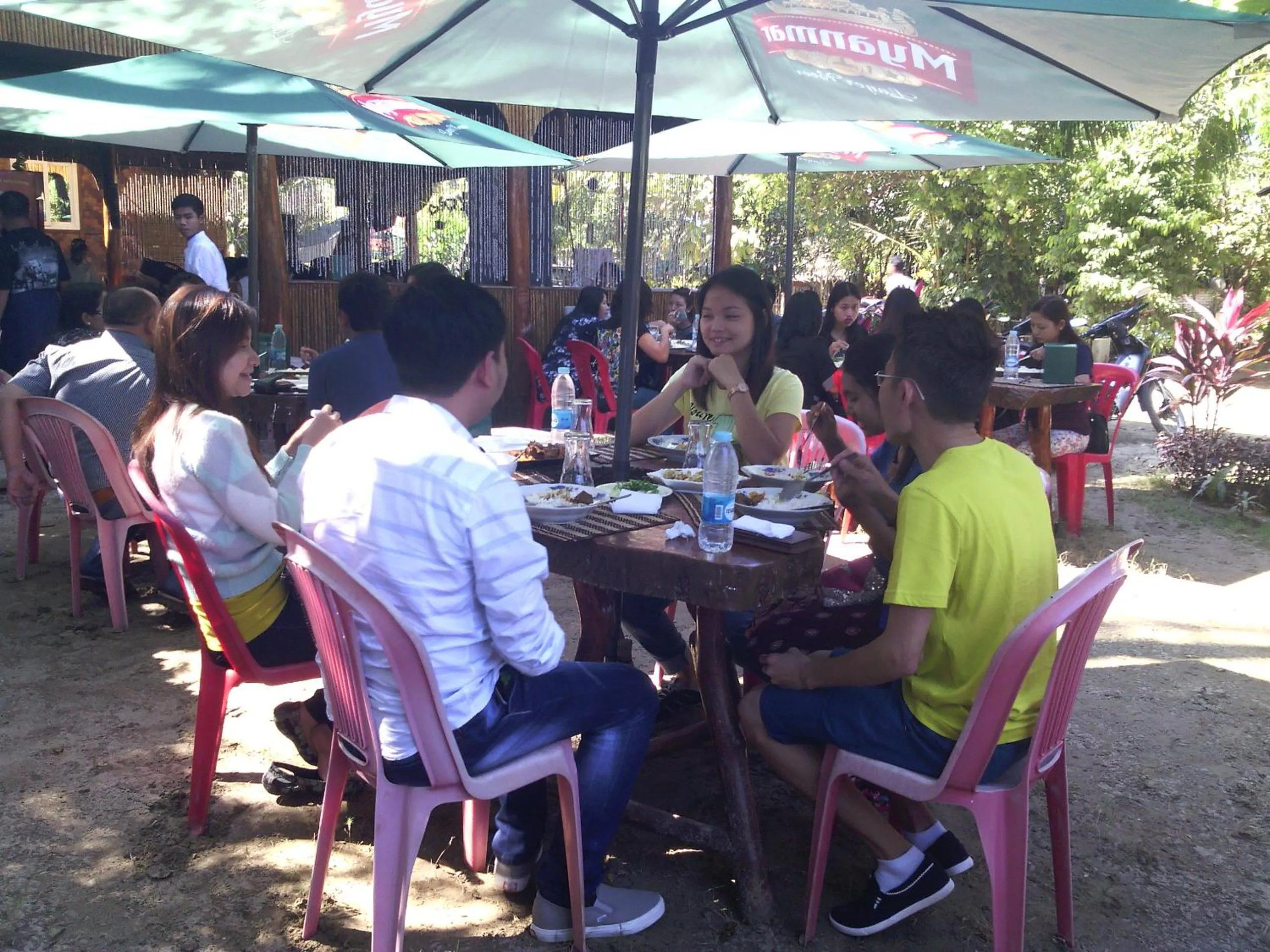 Restaurant/places to eat in Soe Ko Ko Beach House & Restaurant