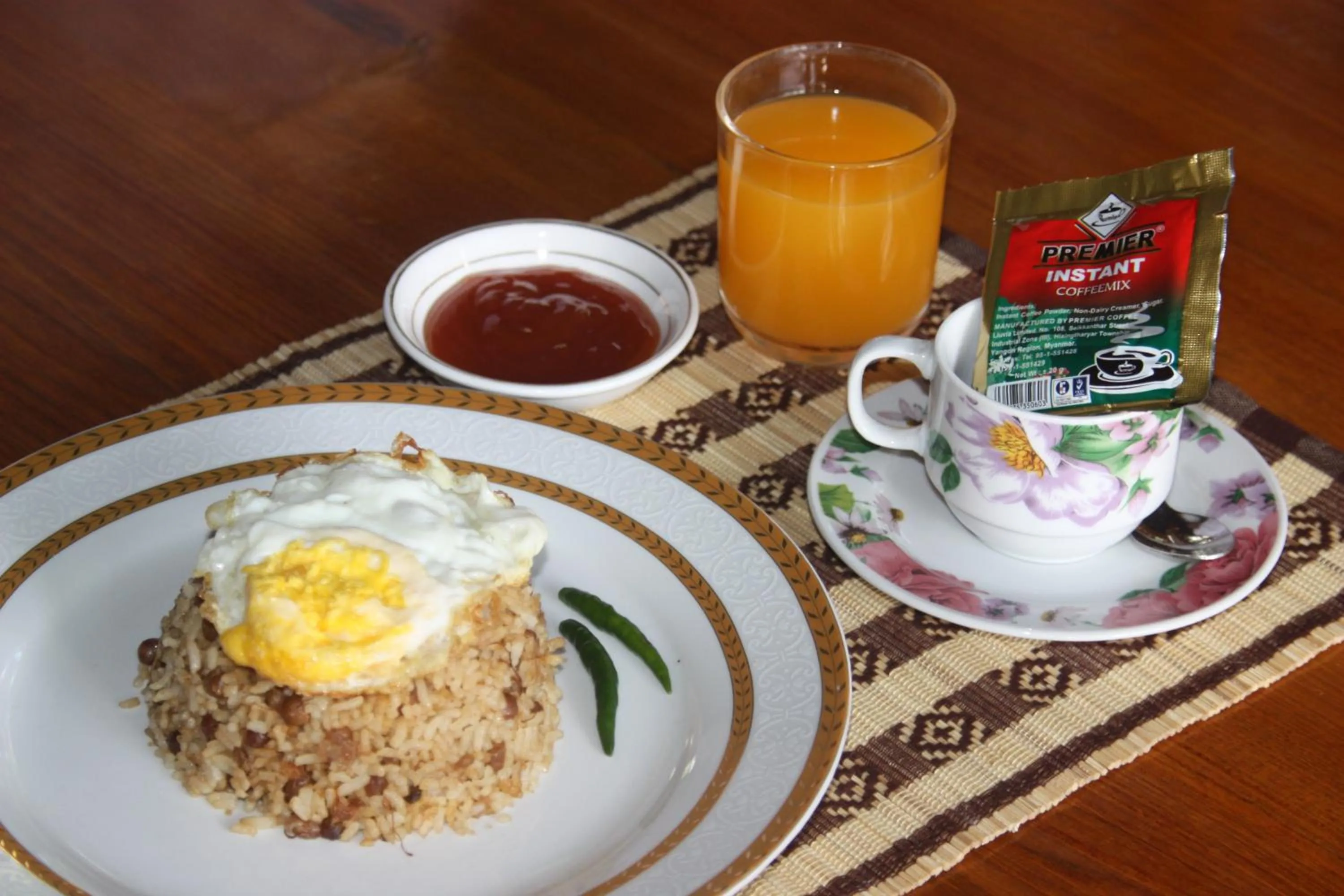 Asian breakfast in Soe Ko Ko Beach House & Restaurant