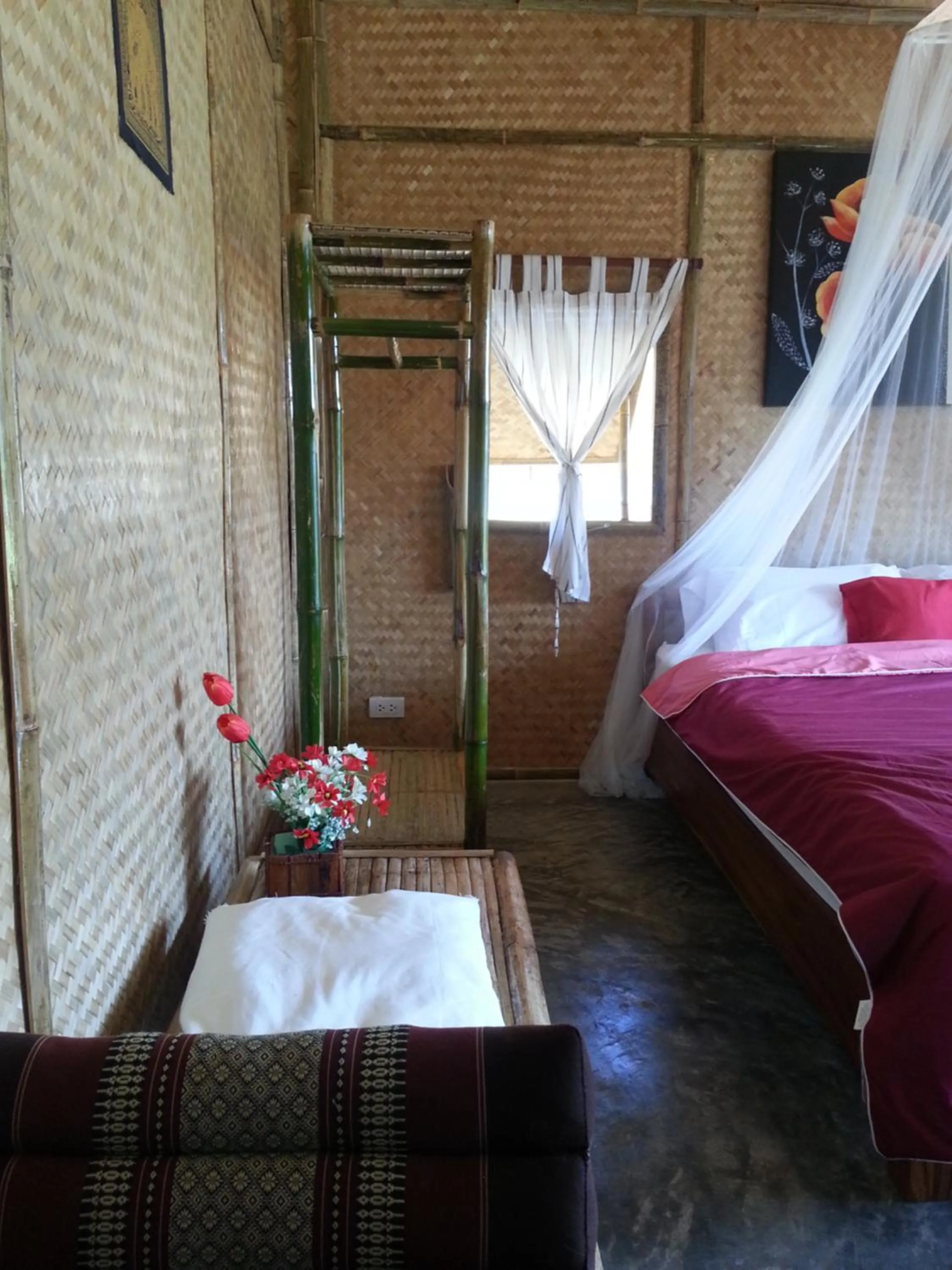 Bed in Tulip Resort Pai