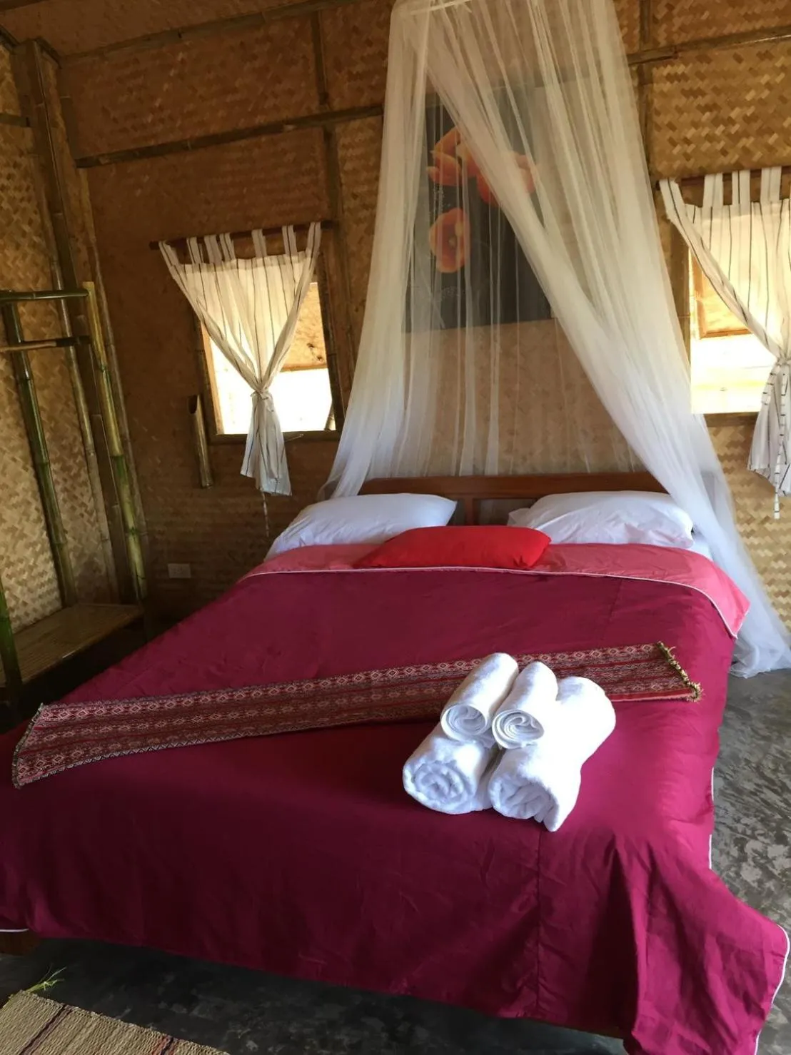Bed in Tulip Resort Pai
