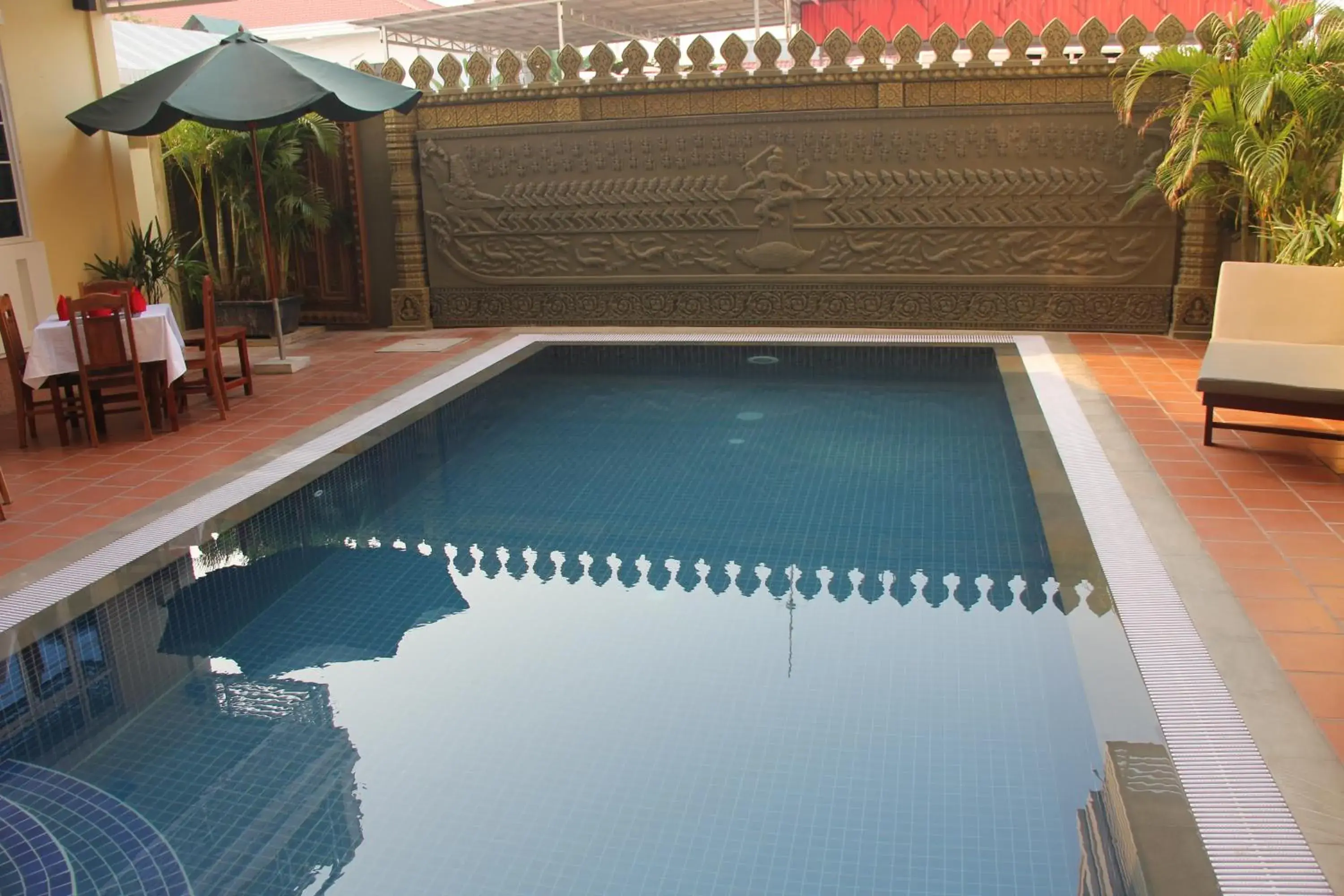Swimming Pool in Grand Bayon Siem Reap Hotel
