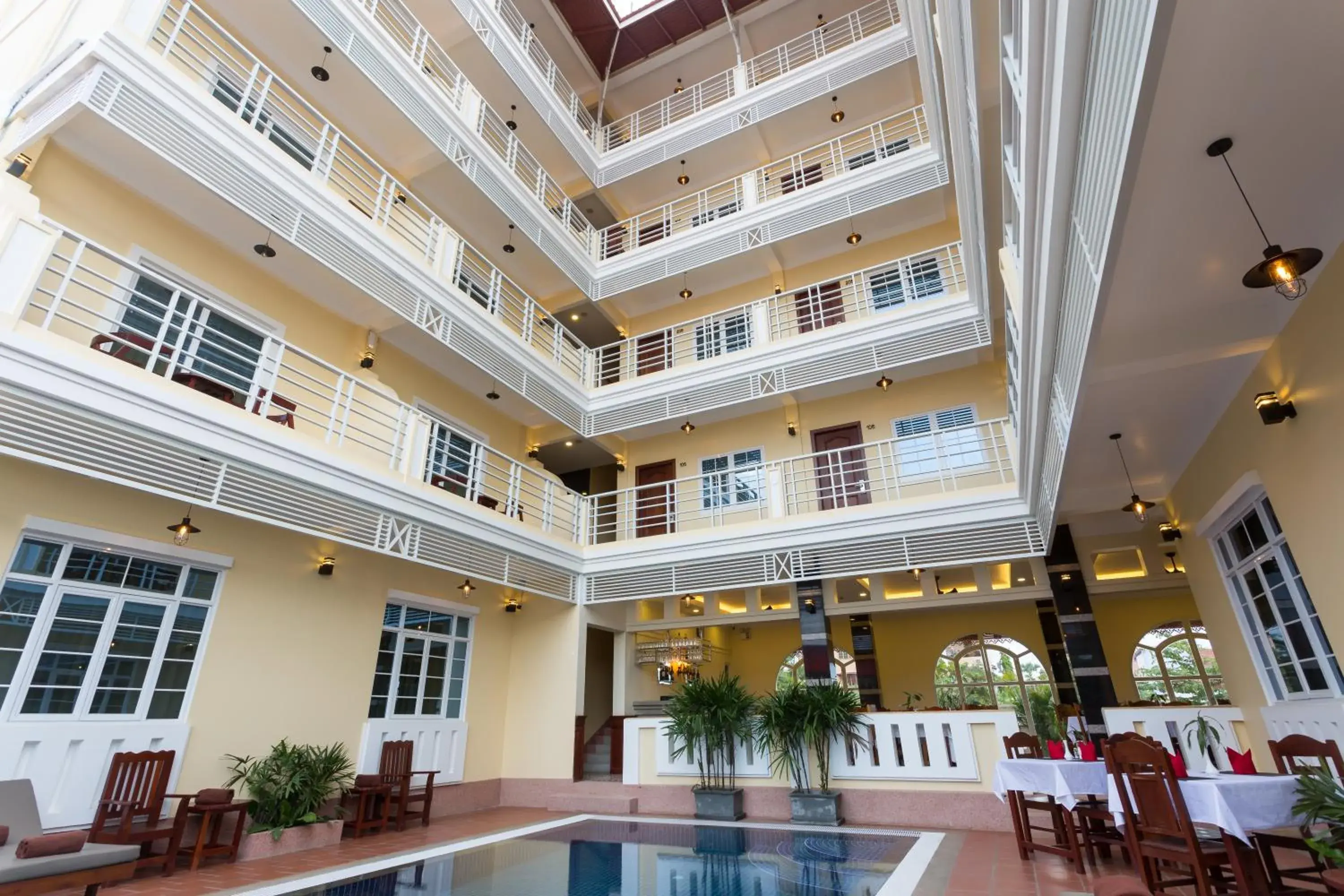 Swimming pool in Grand Bayon Siem Reap Hotel