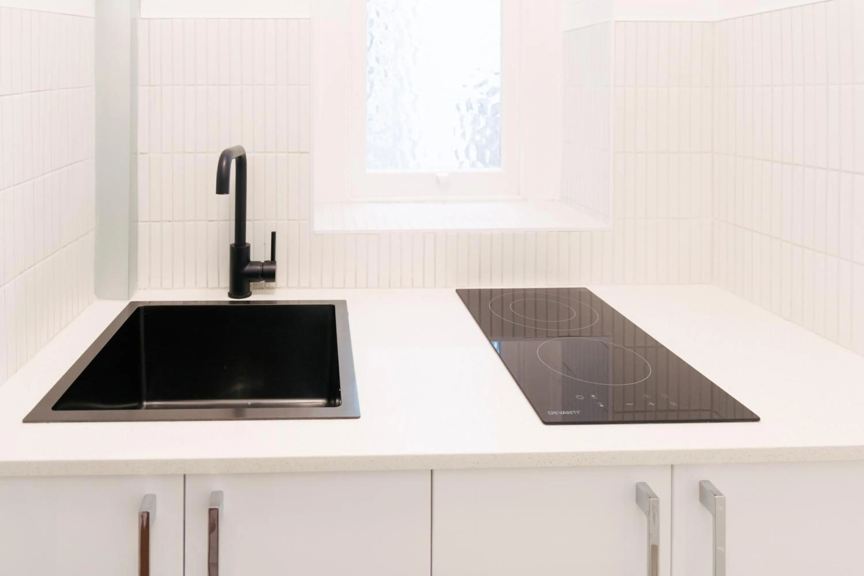 Kitchen or kitchenette in Sydney Boutique Hotel