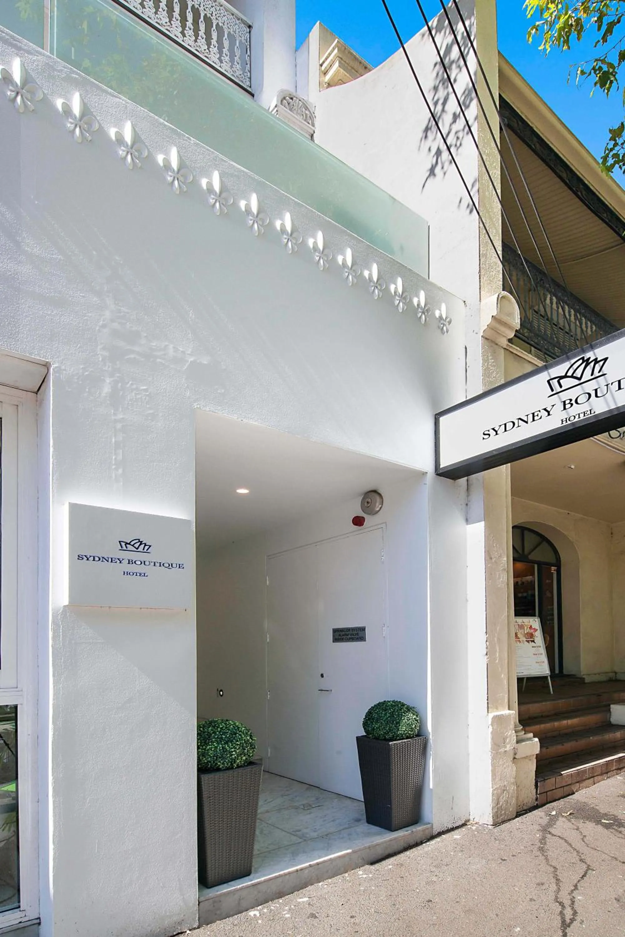 Facade/entrance in Sydney Boutique Hotel