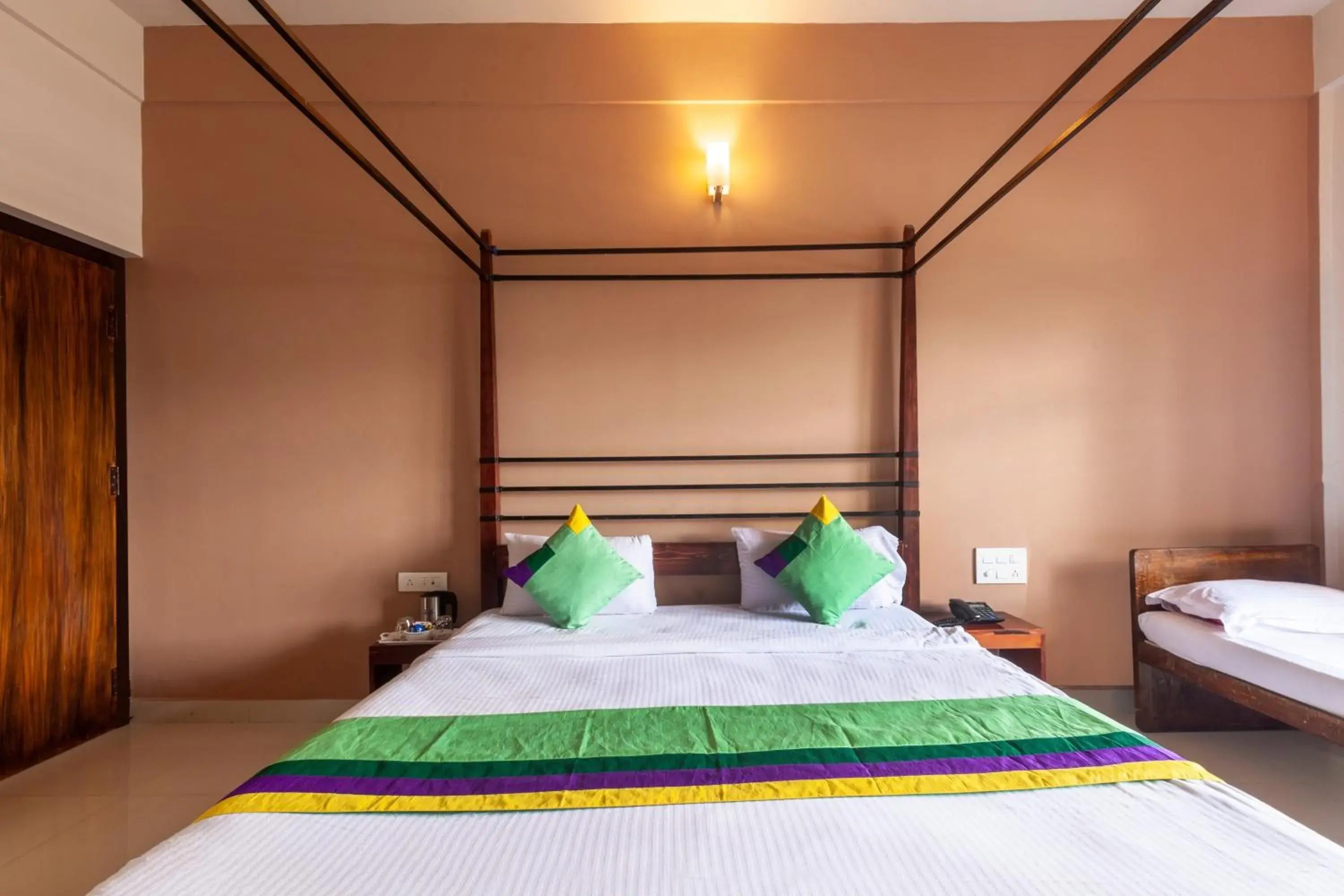 Bedroom, Bed in Treebo Vrindavan, 3 Km From Madikeri Fort Bedroom, Bed in Treebo Vrindavan, 3 Km From Madikeri Fort