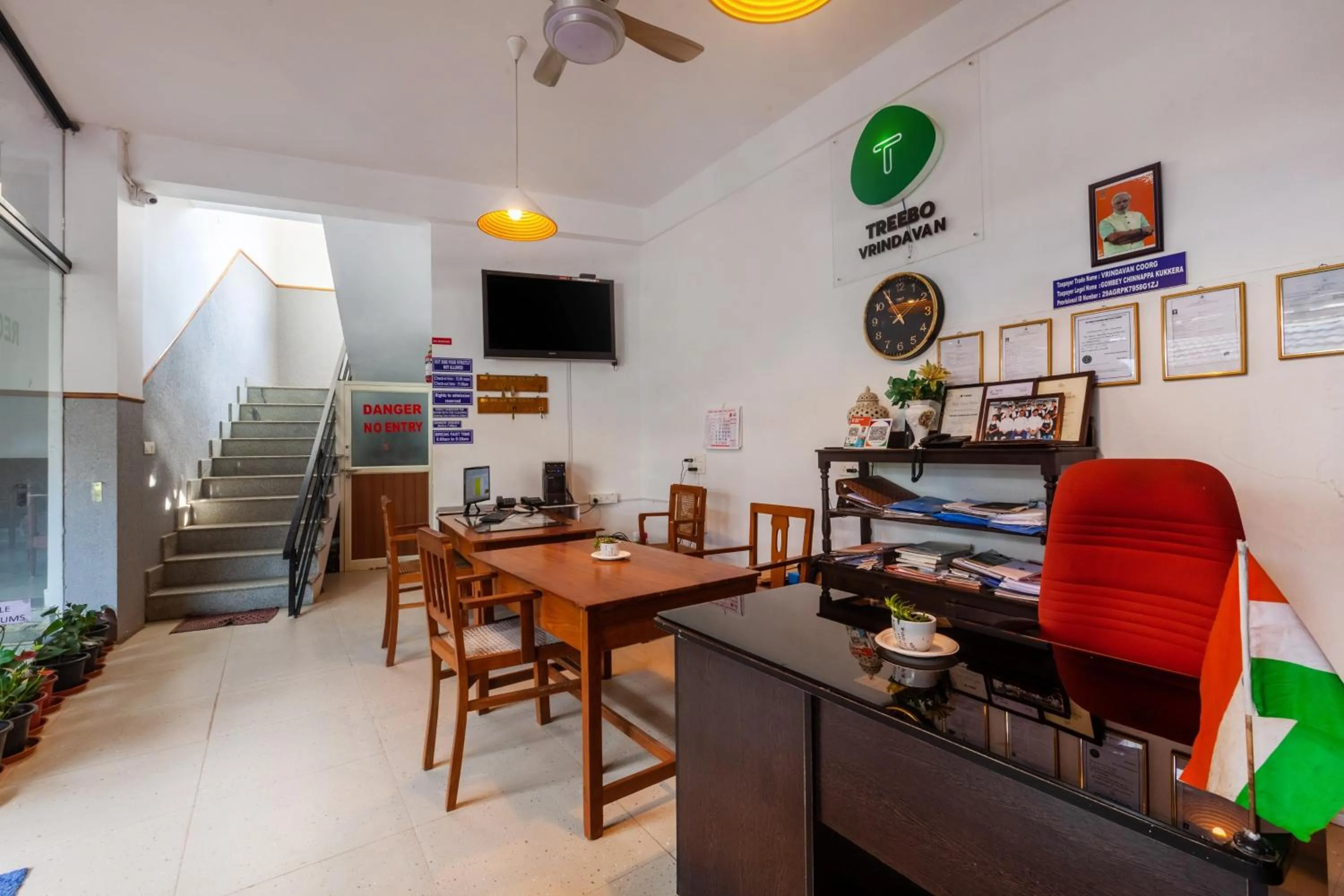 Lobby or reception in Treebo Vrindavan, 3 Km From Madikeri Fort