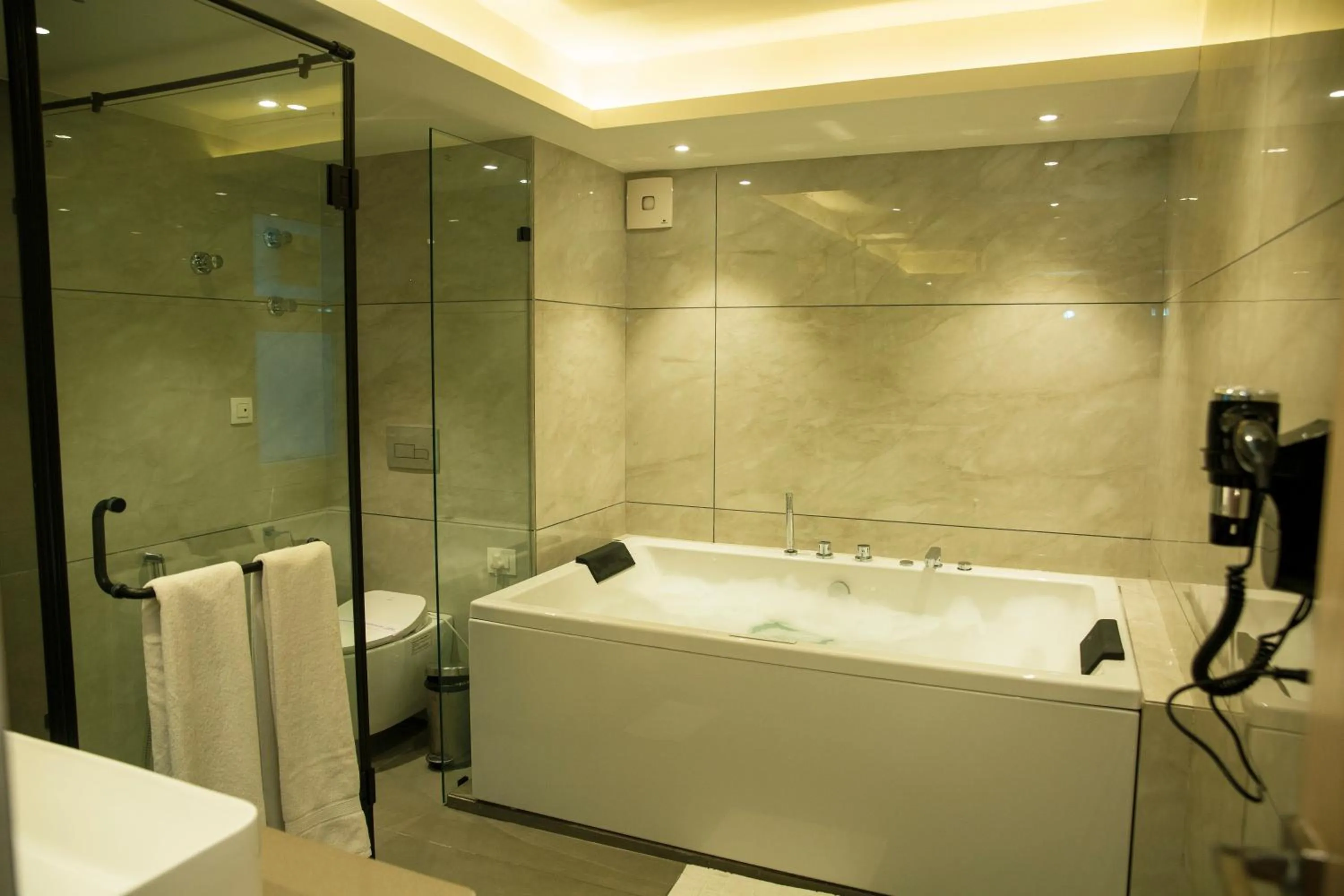 Bath in Pan Asia Continental