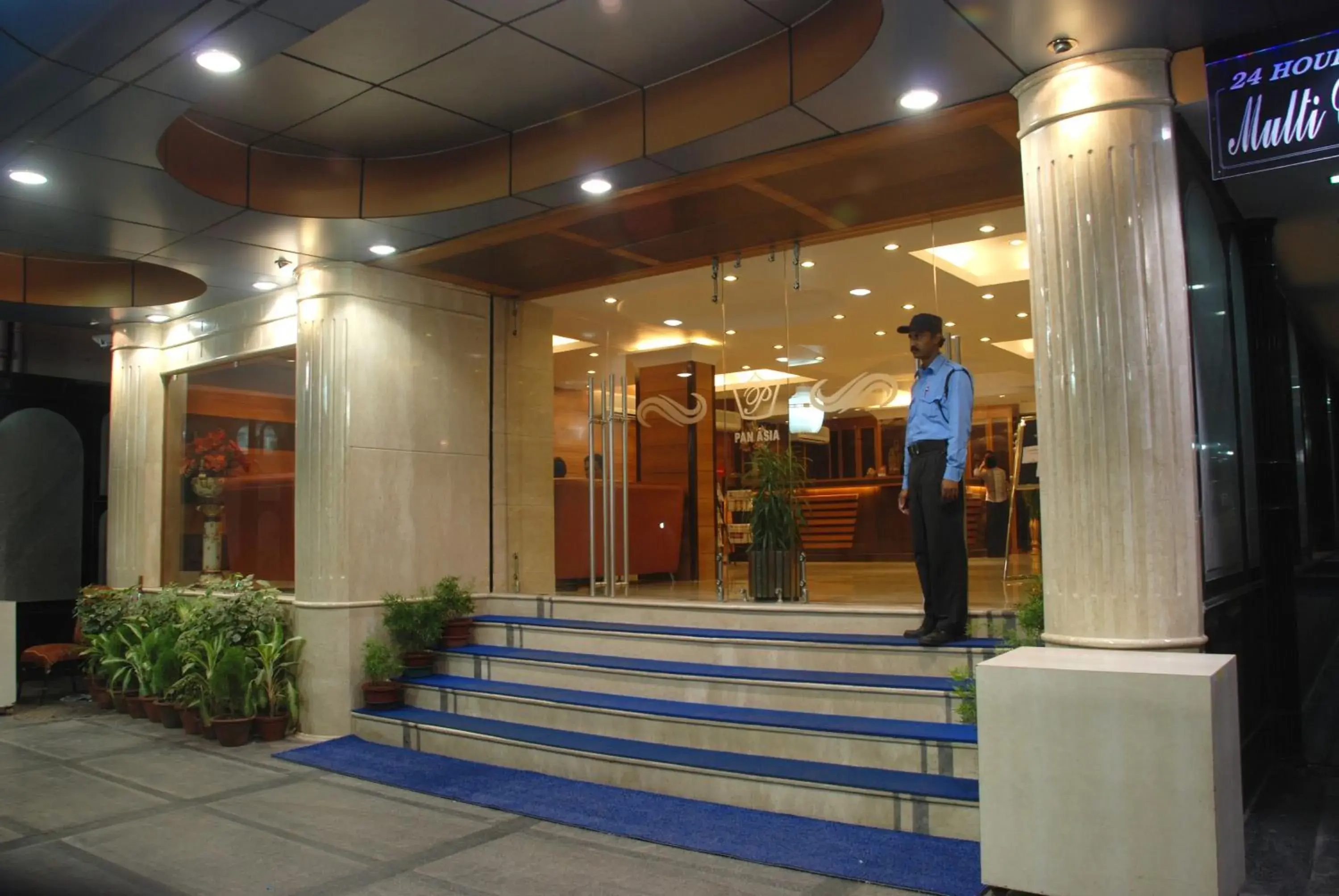 Facade/entrance in Pan Asia Continental Facade/entrance in Pan Asia Continental