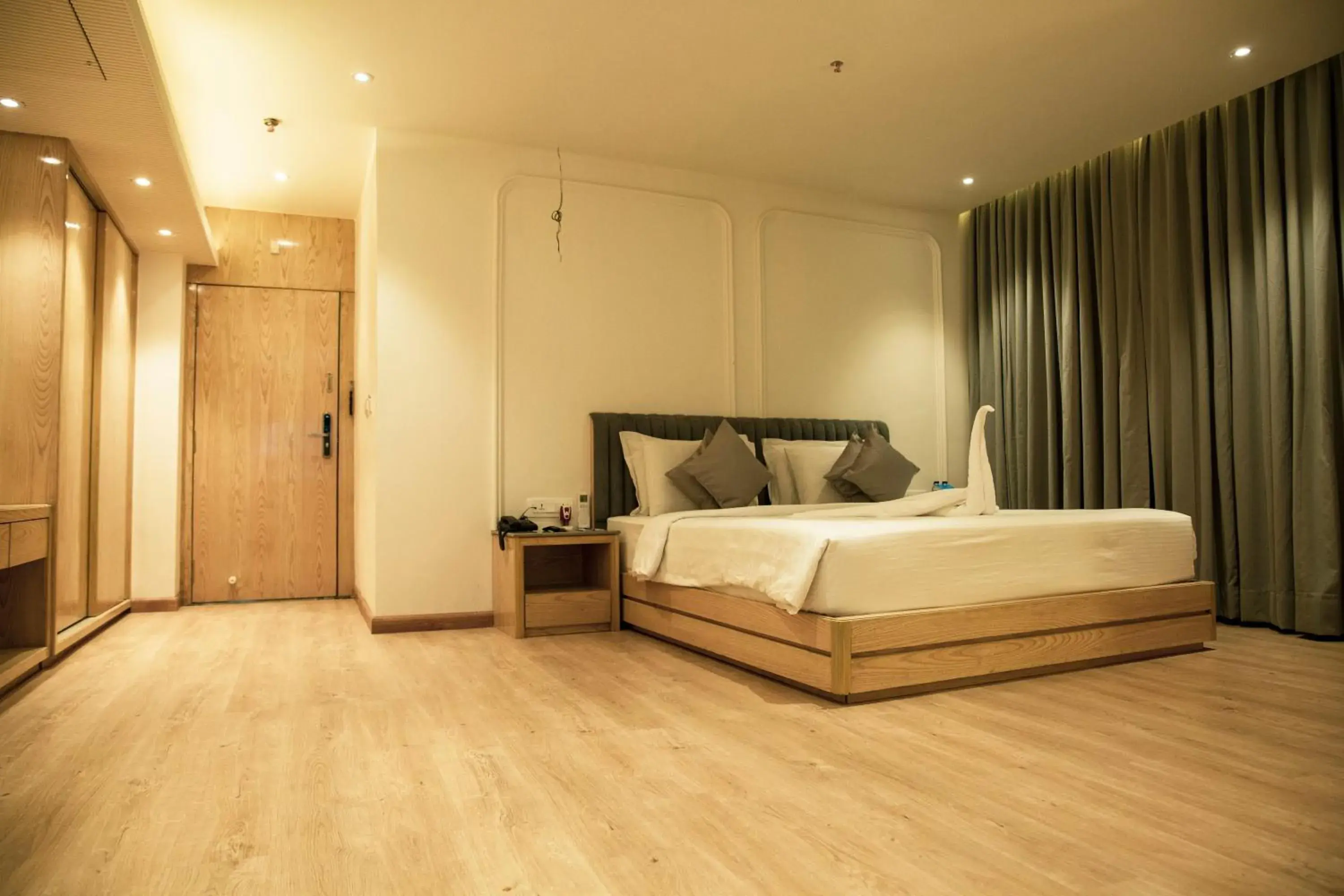 Photo of the whole room, Bed in Pan Asia Continental Photo of the whole room, Bed in Pan Asia Continental