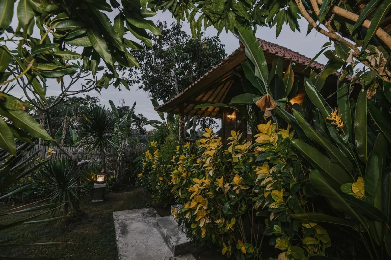 Garden in Nerima Hut Lembongan