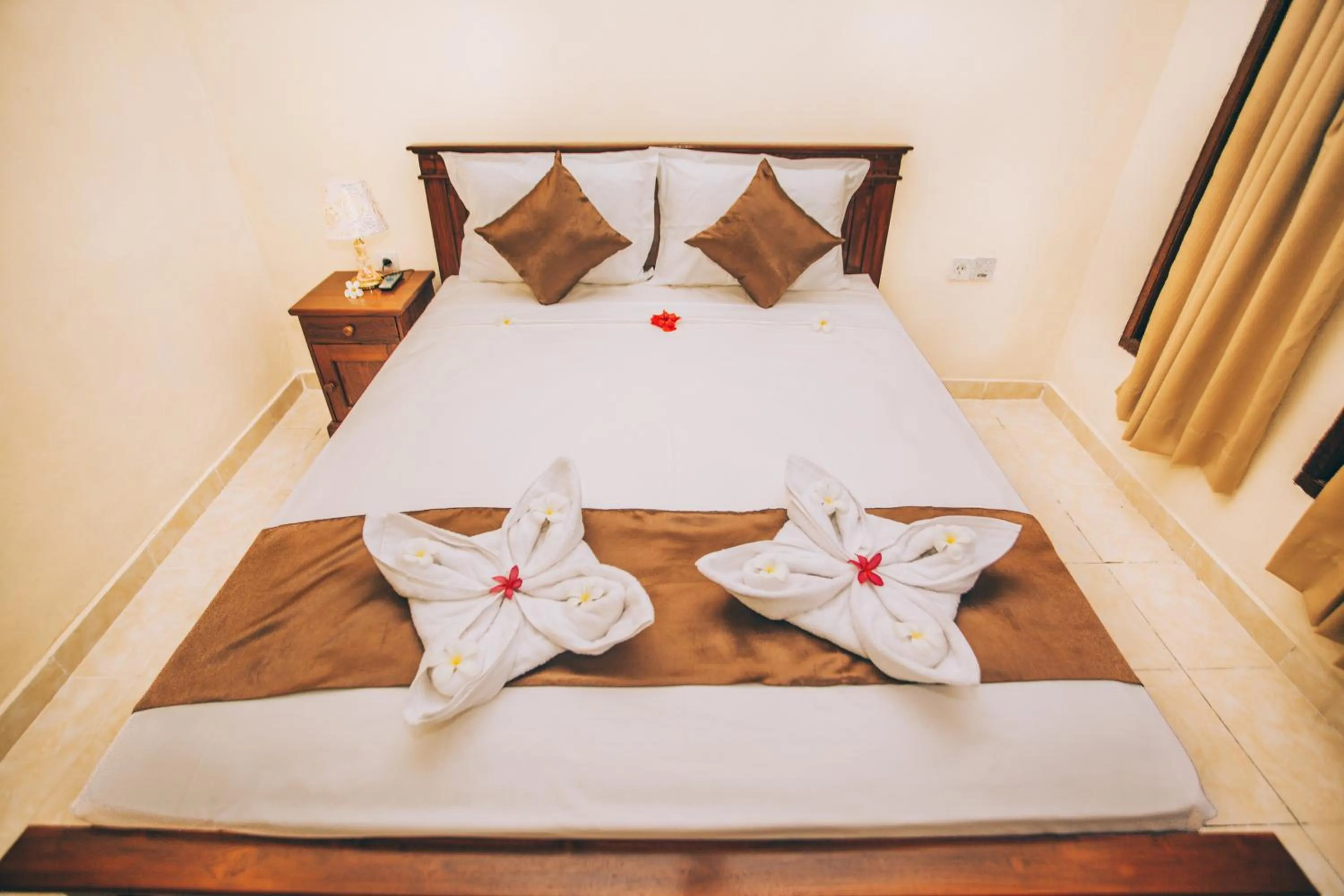 Bedroom, Bed in Nerima Hut Lembongan