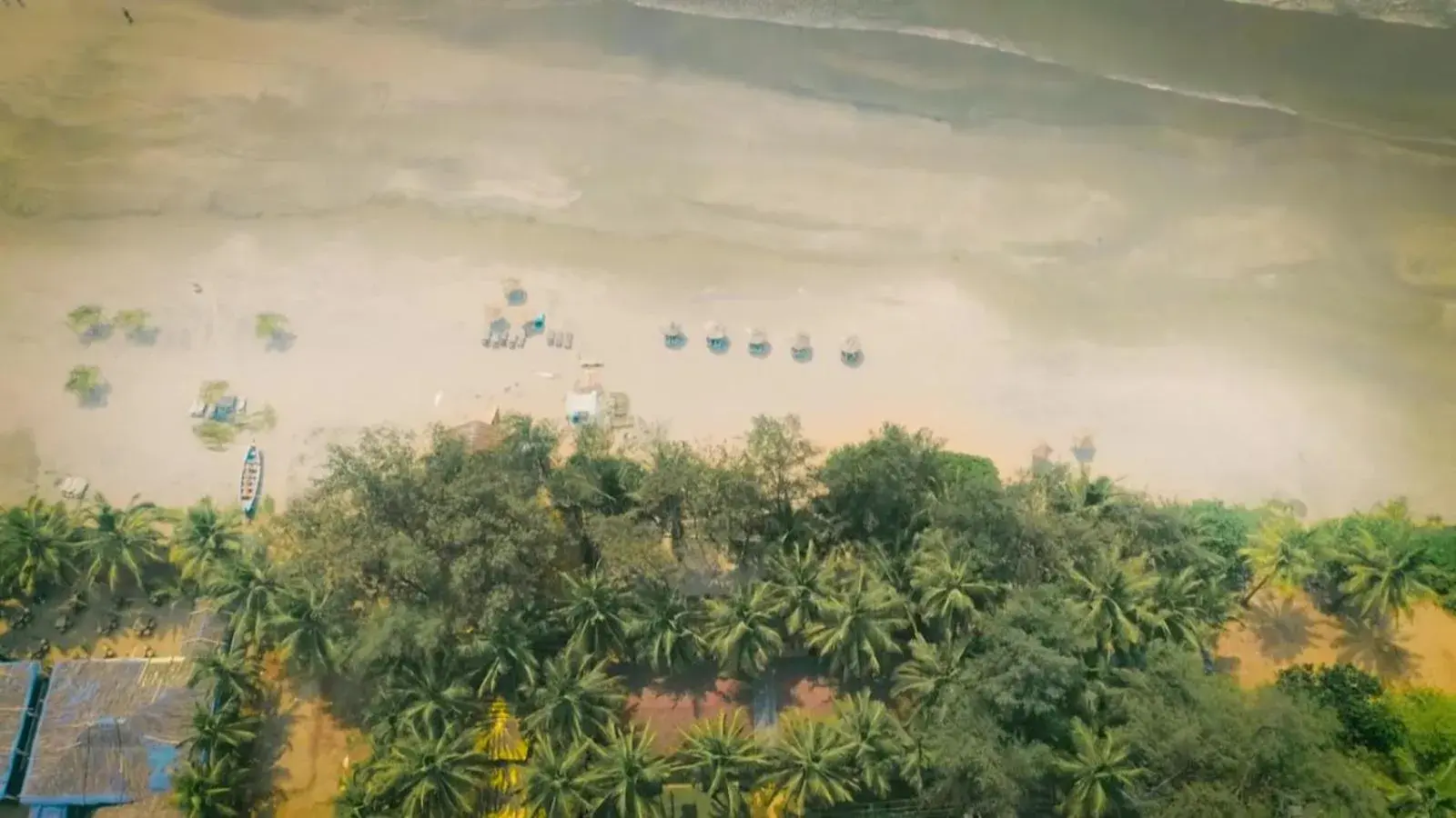 Property building in LaRiSa Resort, Morjim Property building in LaRiSa Resort, Morjim