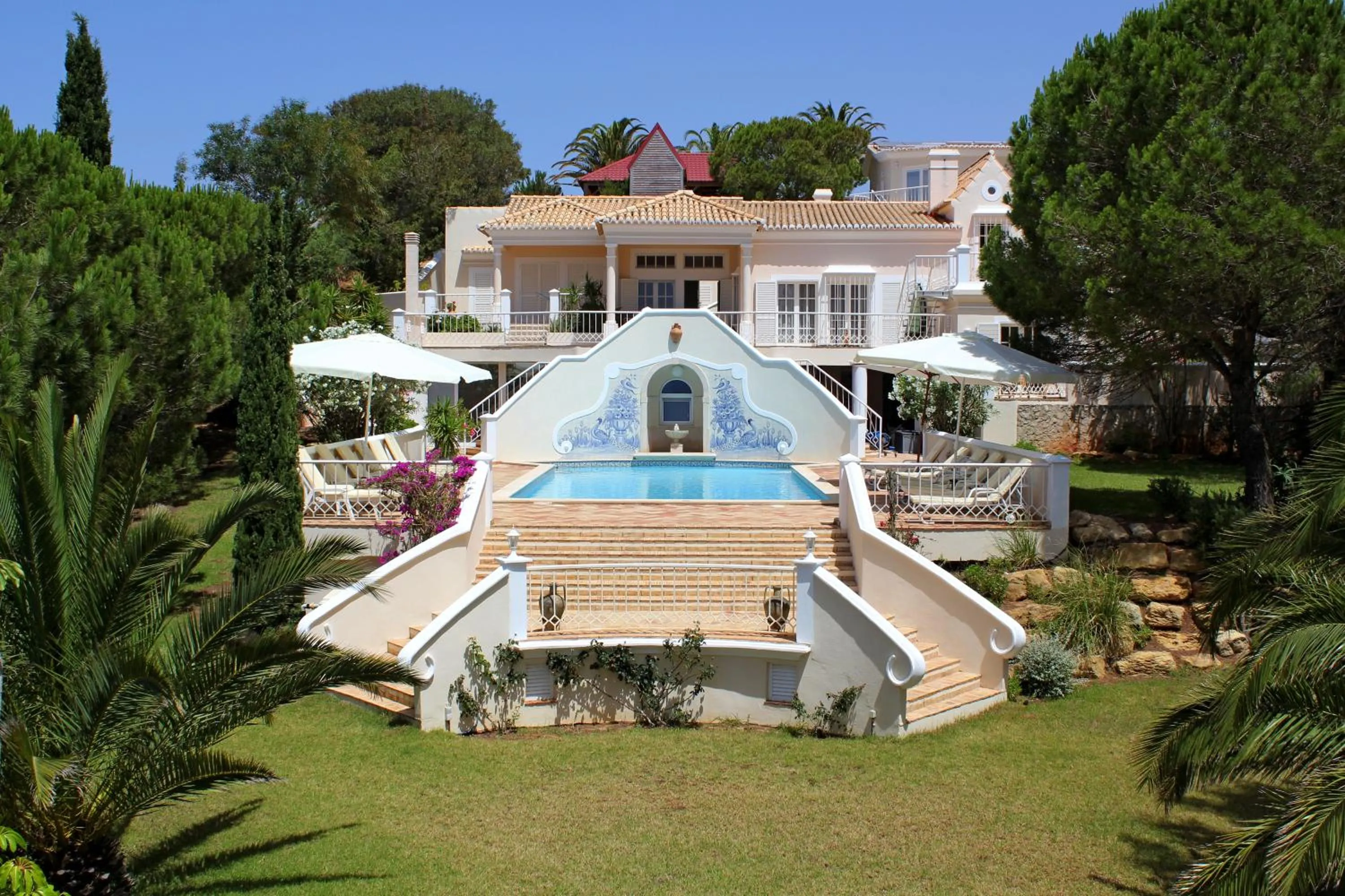 Top Cliff Villa with Ocean View and Private Pool UP to 18 Guests