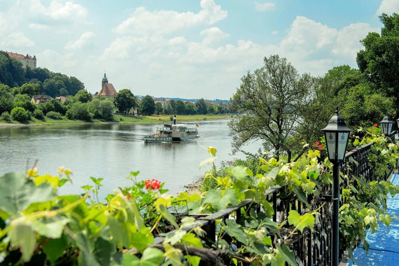 City view in Hotel Elbparadies
