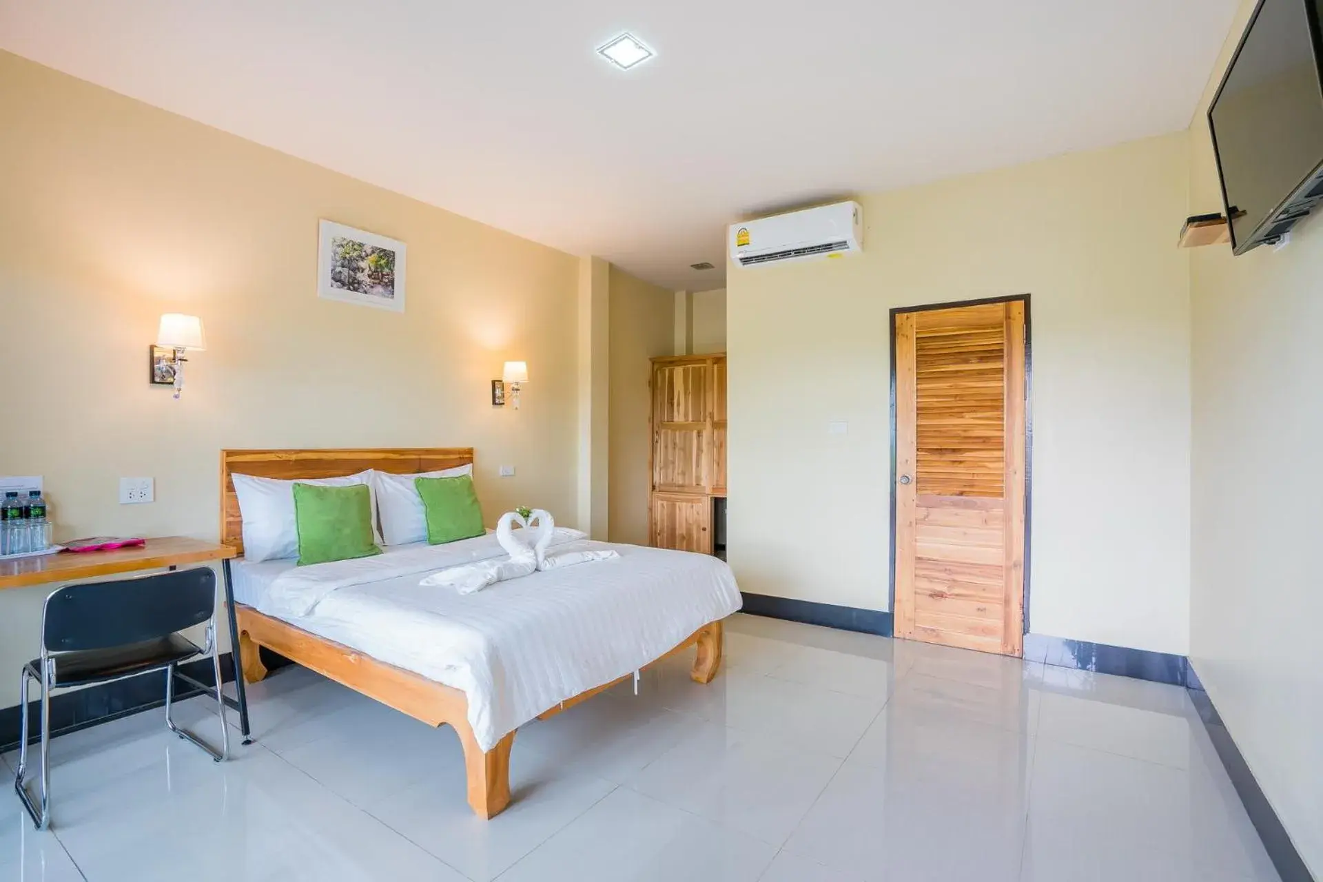 Bed in Tontan Resort Cha-am Bed in Tontan Resort Cha-am